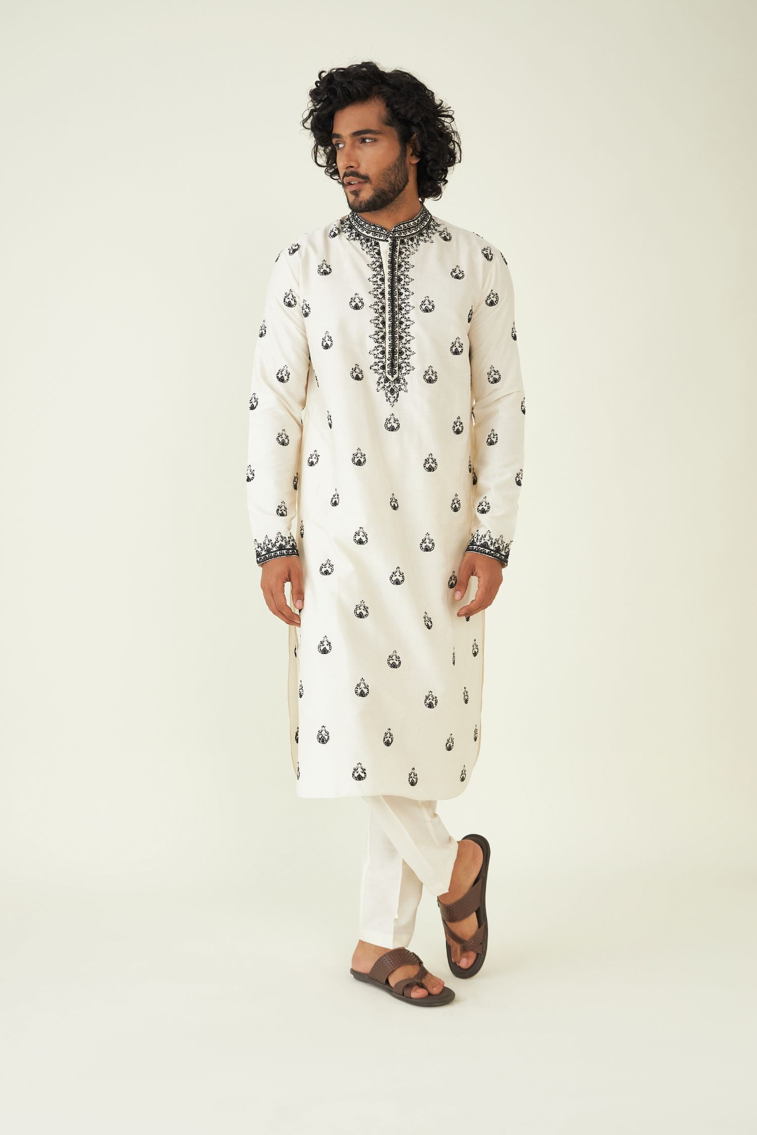 Shimaaz Kurta Set