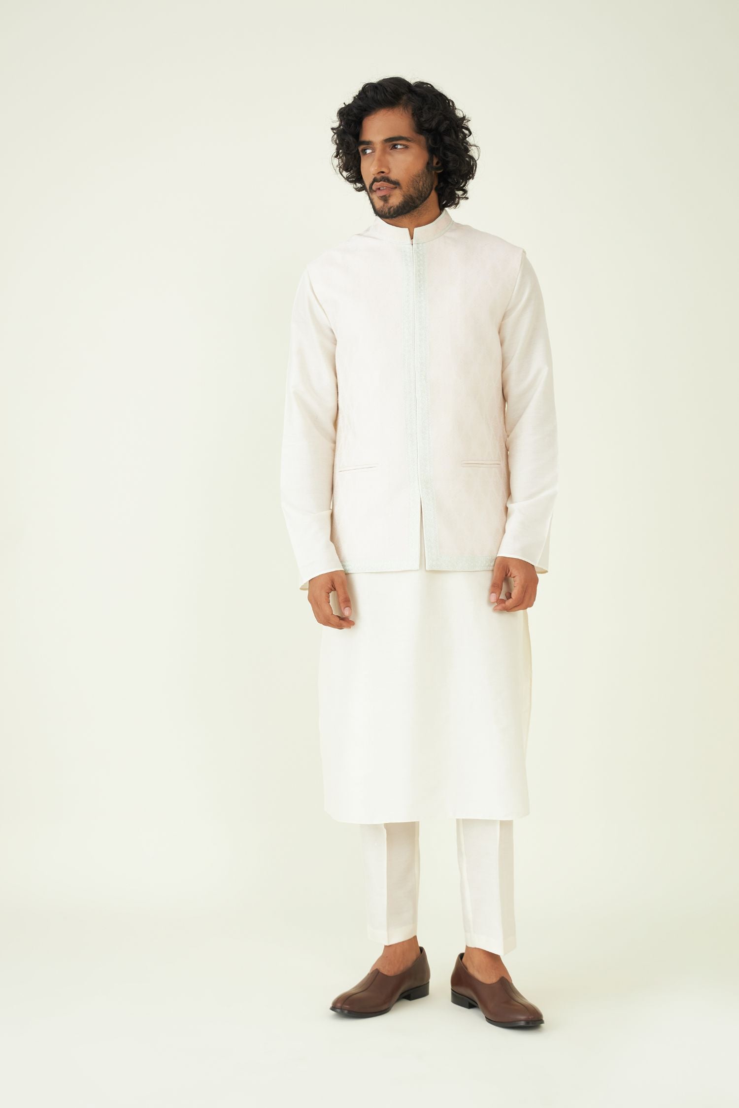Kiyaan Bundi Set