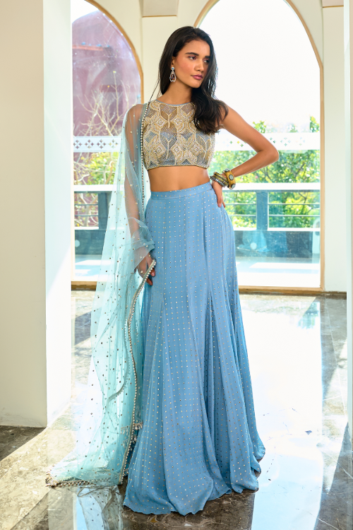 Eva Lehenga