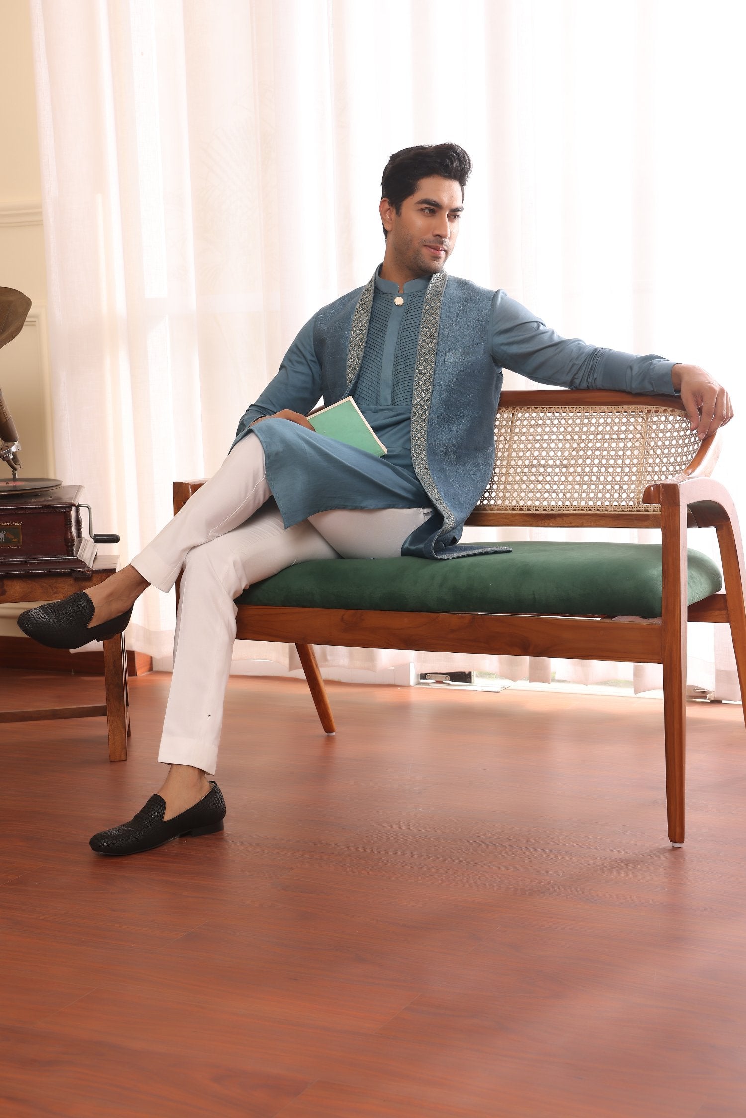 Teal Bue Kurta Pants With Shrug Jacket