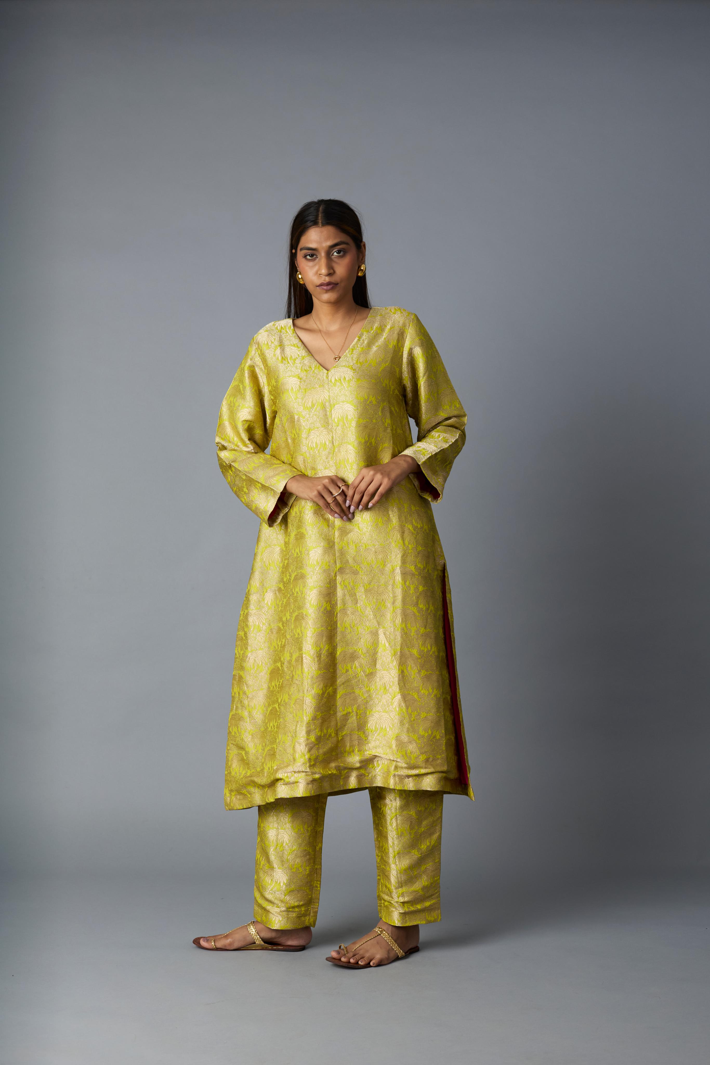 KHAJOOR BROCADE KURTA SET (SET OF TWO )