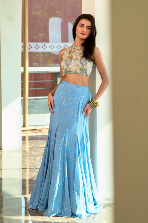 Eva Lehenga