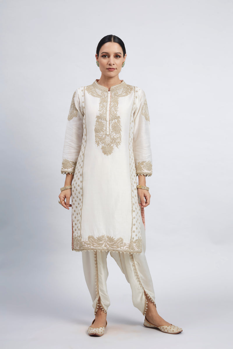 Aabish Daisy Ivory