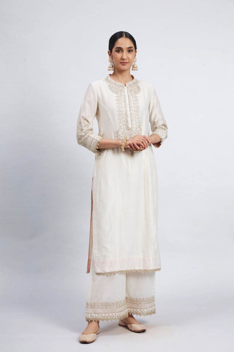 Aadah Daisy Ivory