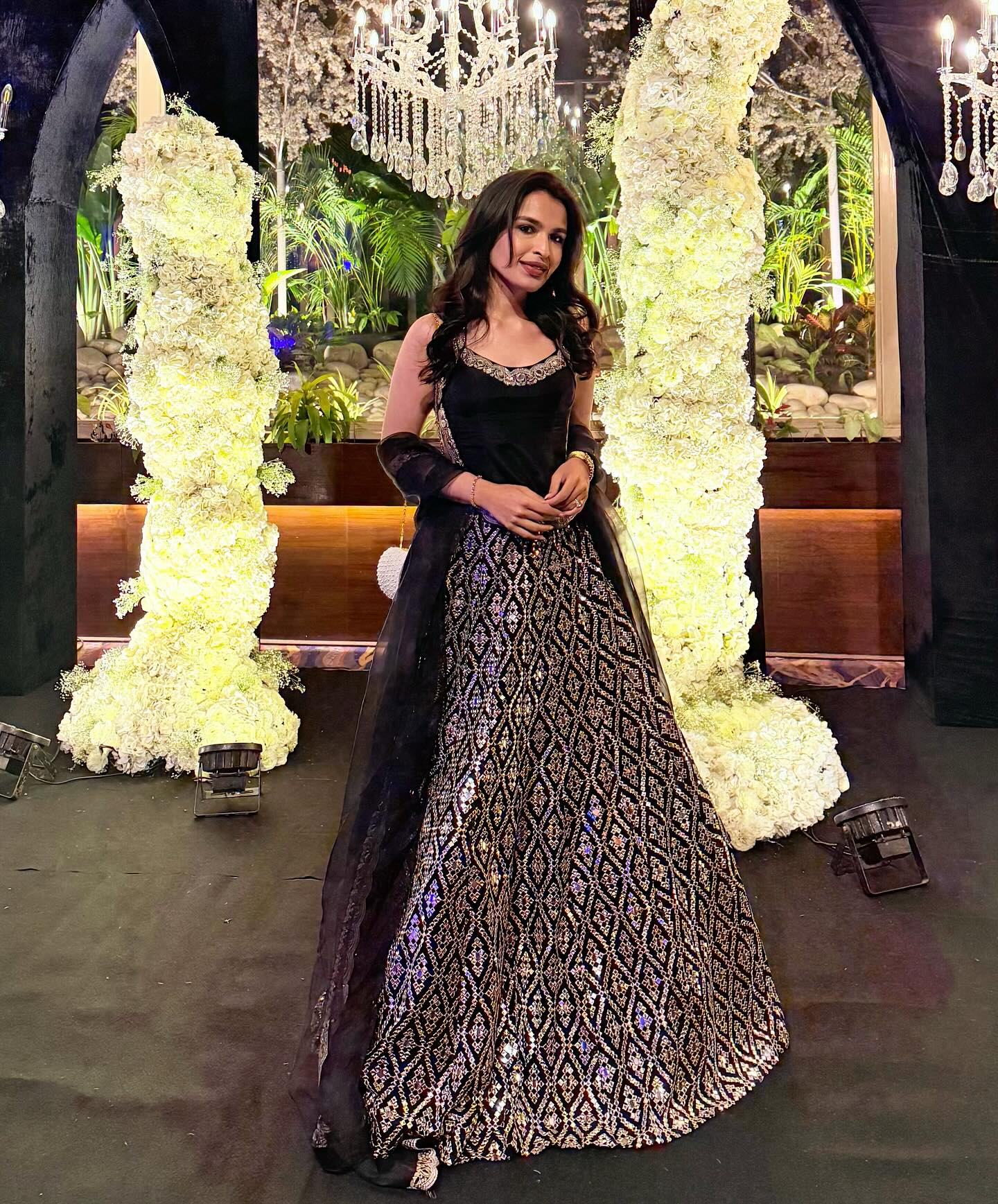 Saachi in Roshni Lehenga Set