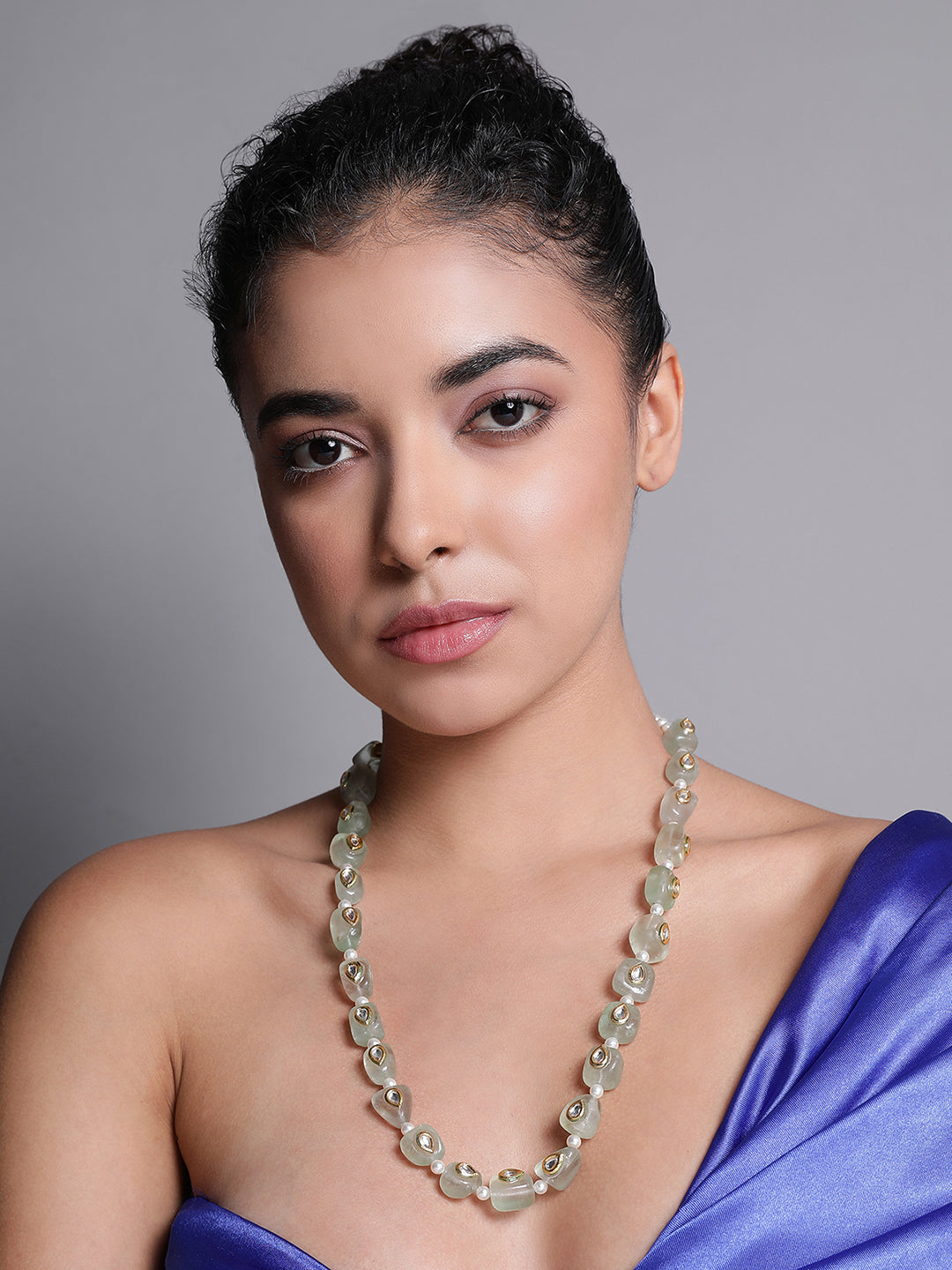 Le Adina
Green Quartz & Kundan Necklace