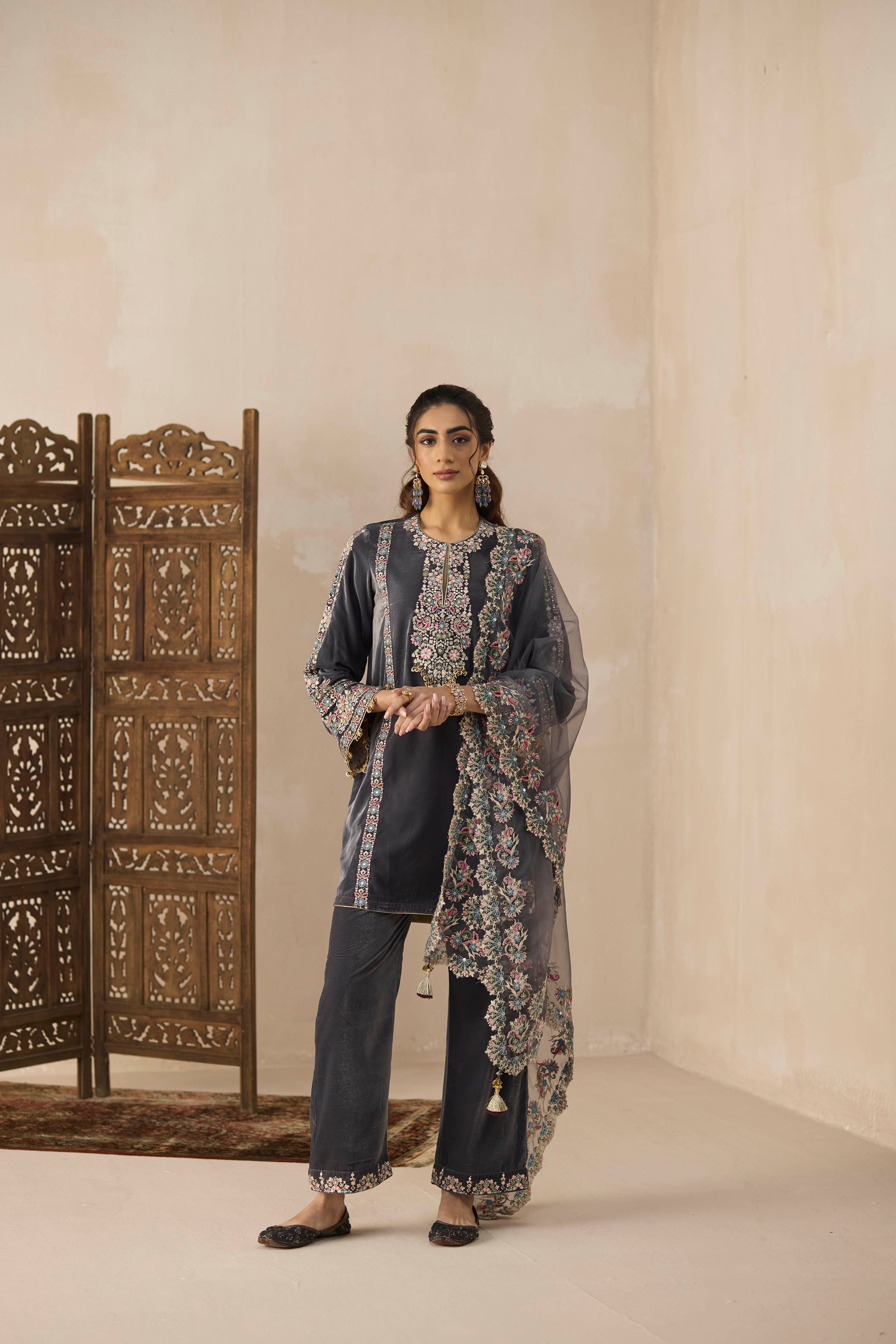 Kashmiri Kurta