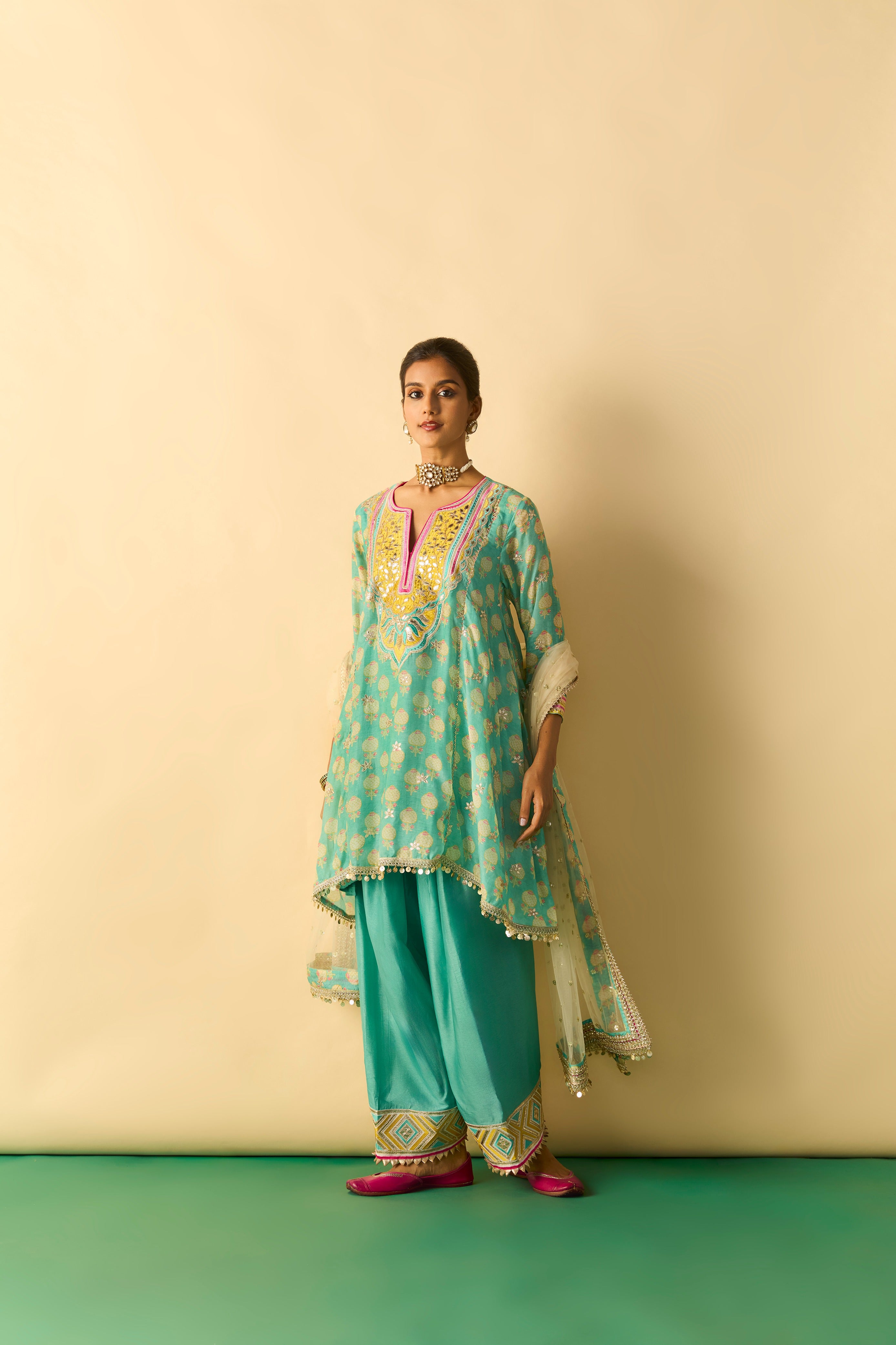 Anvi Farshi Set
