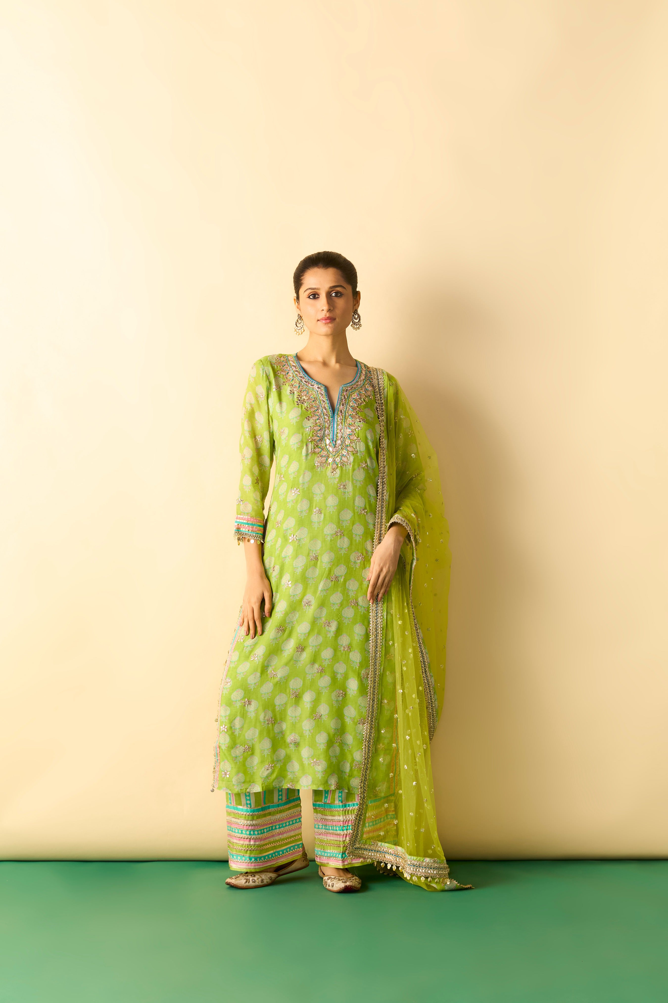 Dwiti Kurta Set