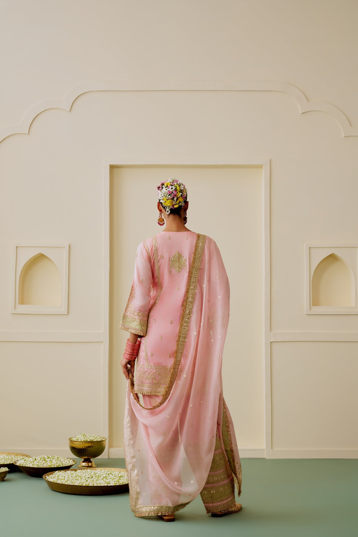 Evaara Farshi Set