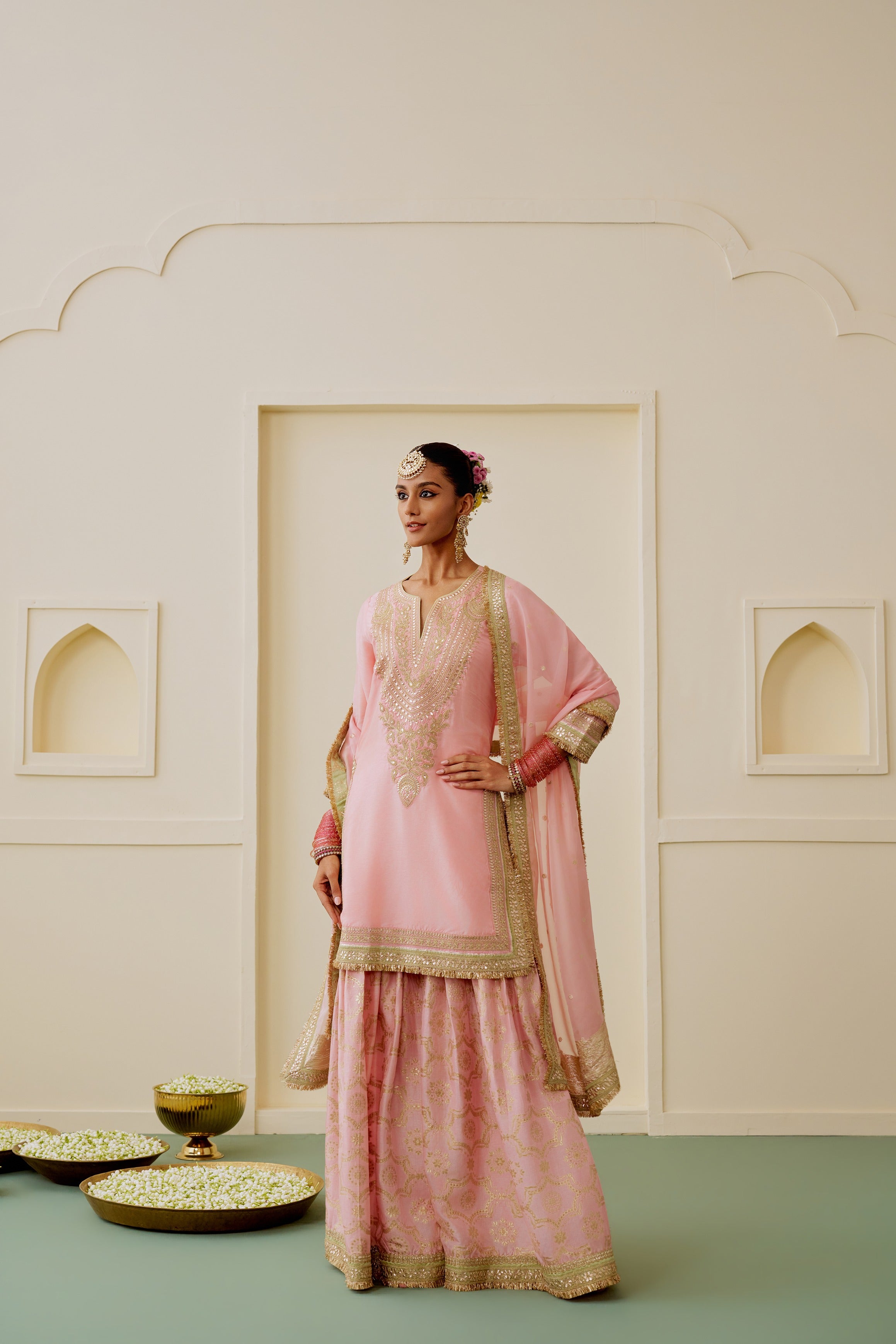 Shaazneen Sharara Set