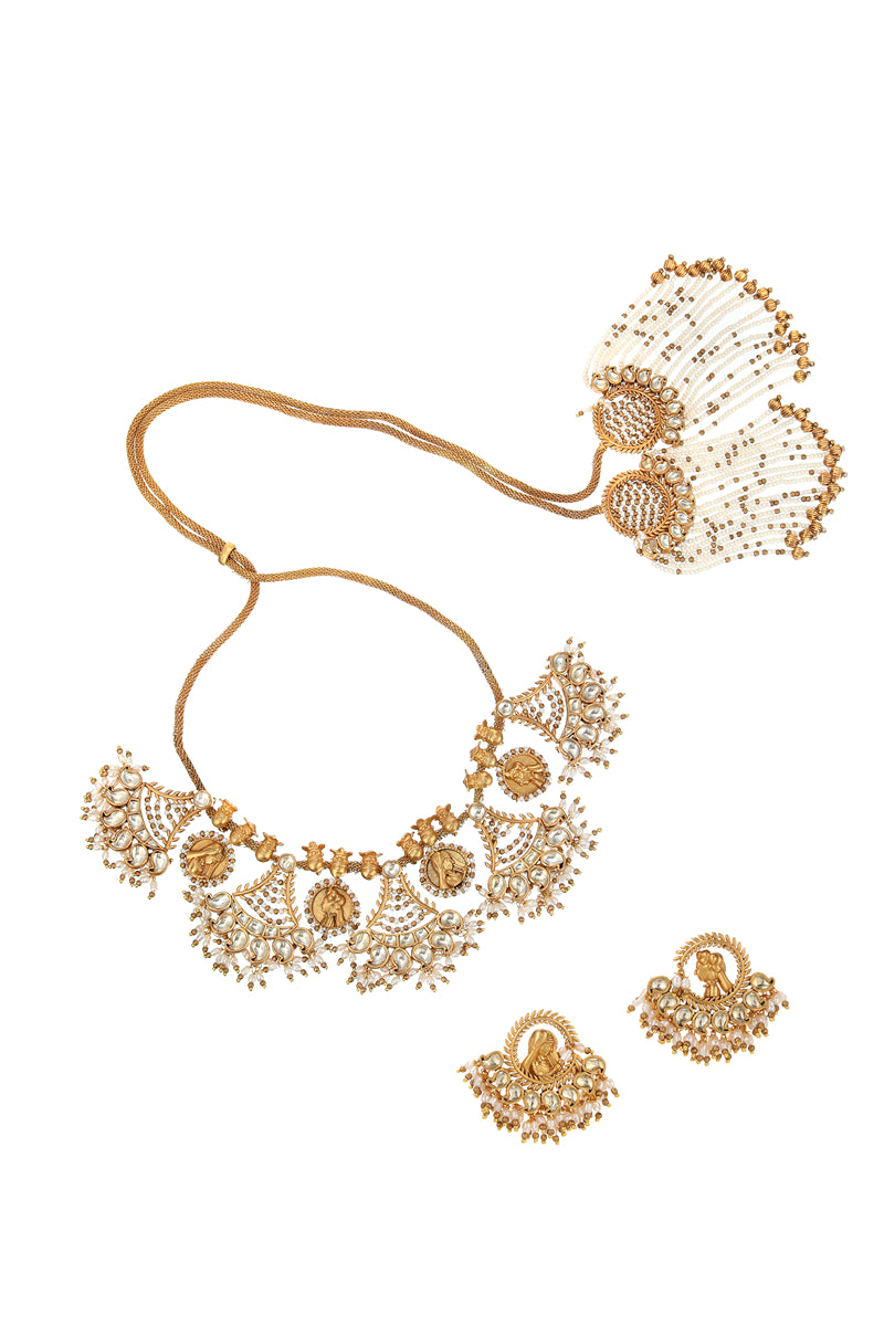 Meet Necklace Set