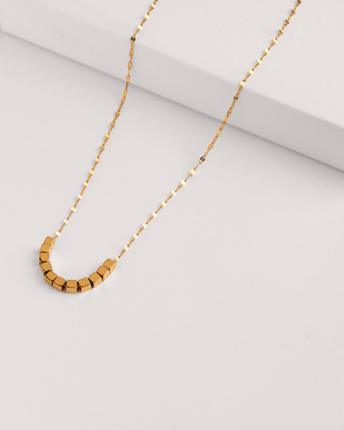 The Queen Necklace