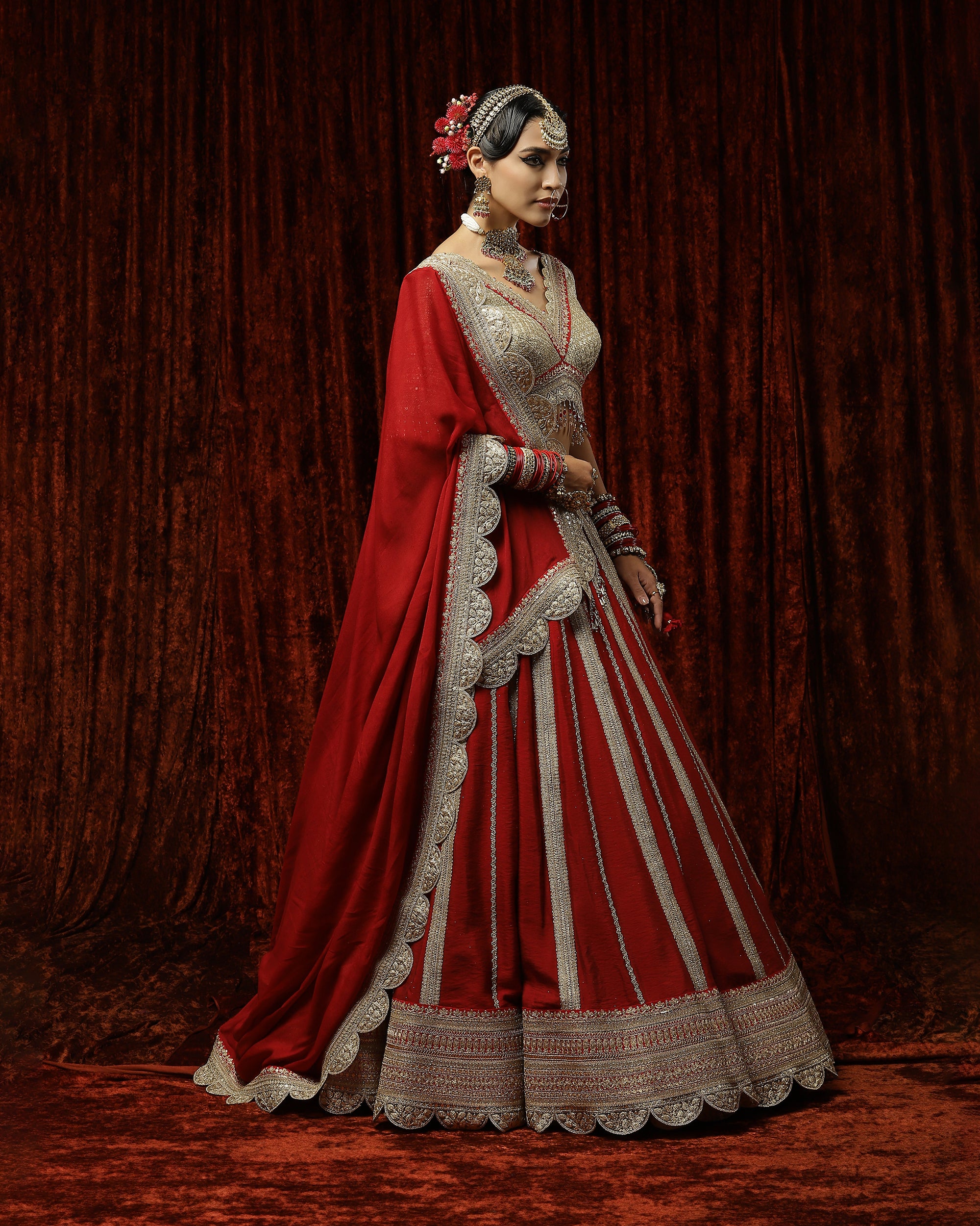 Surkh Anardana lehenga set
