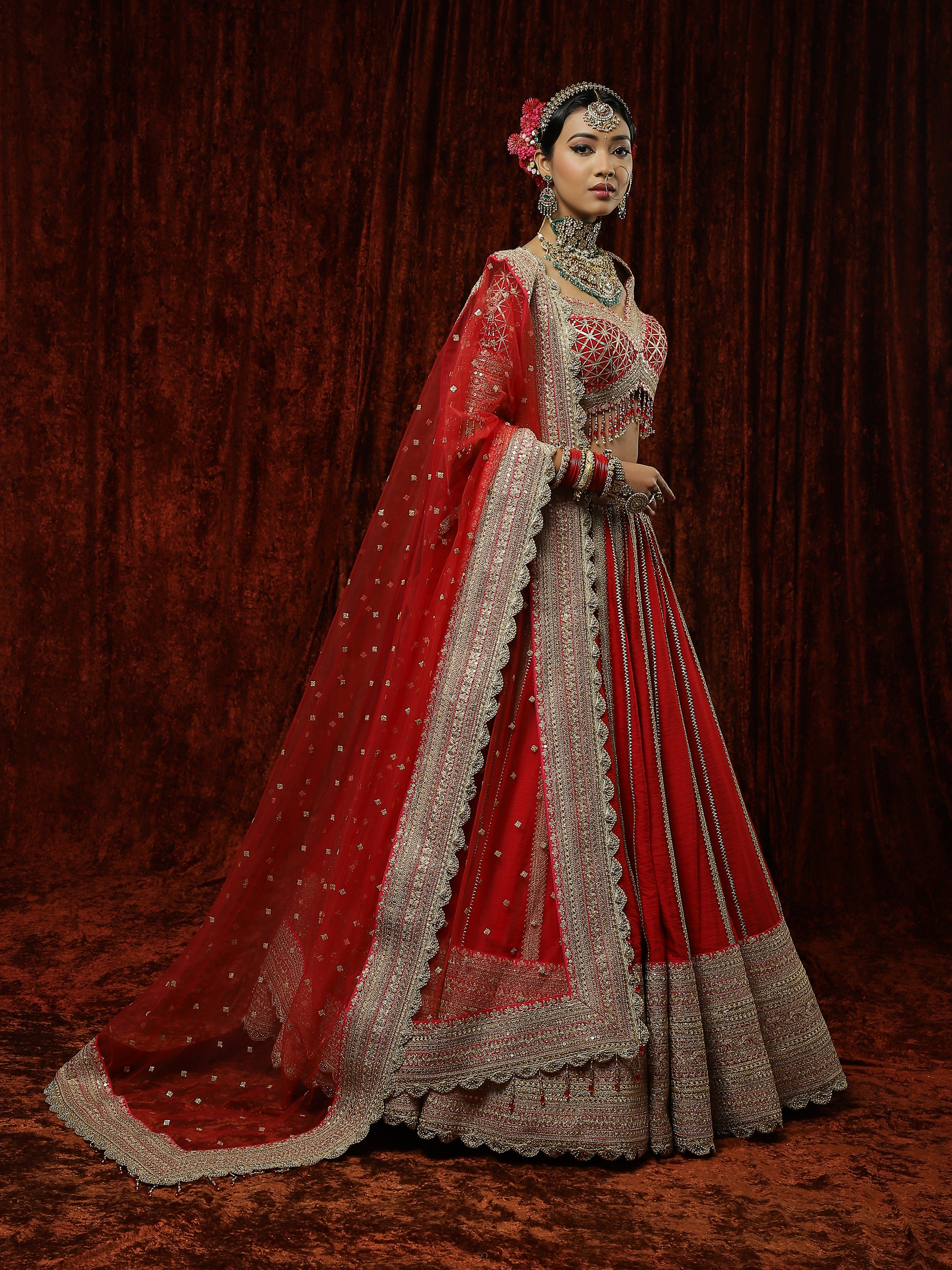 Surkh Lehenga