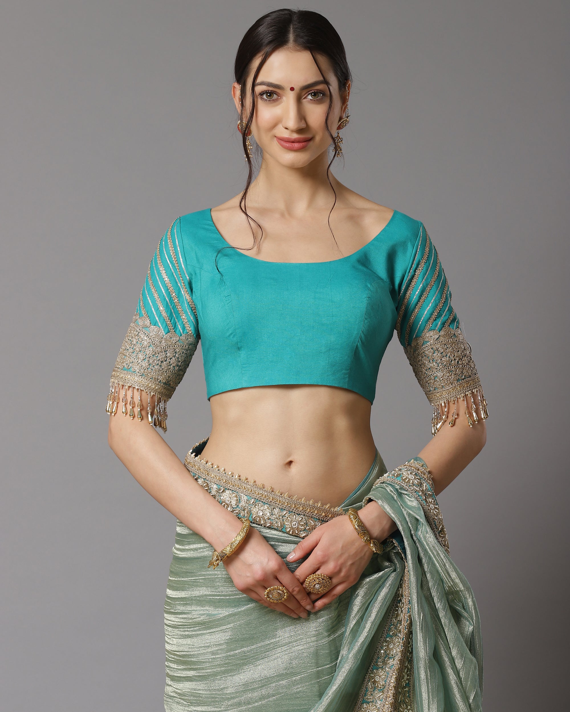 Red,Laal Gulab Guccha Saree, Blouse & Belt Set