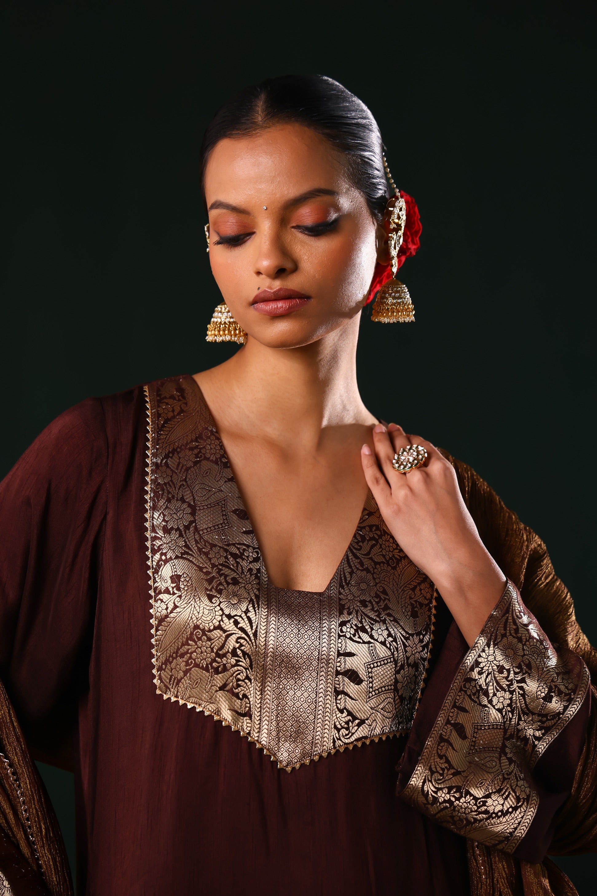 Sunehri Kurta Set