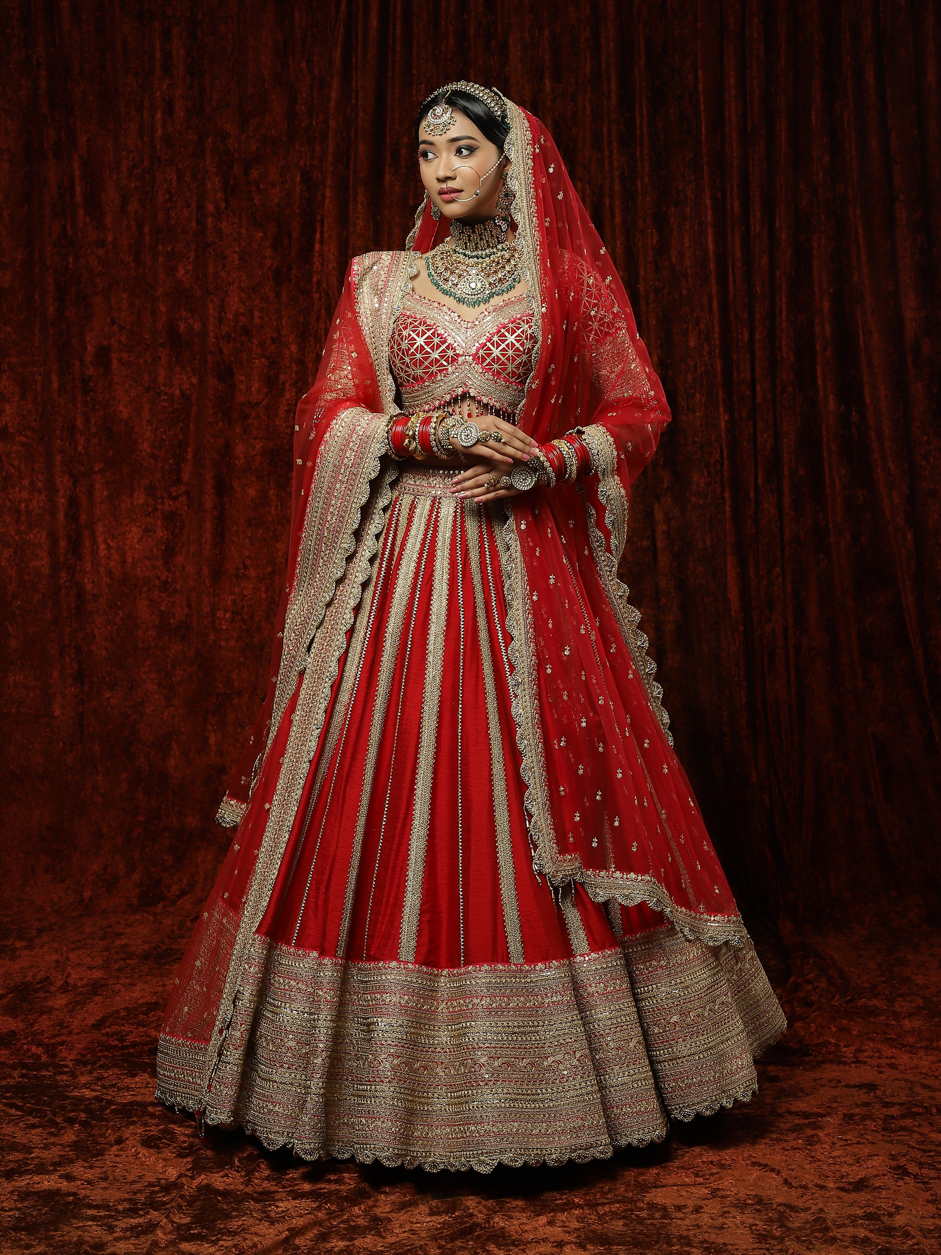 Surkh Lehenga
