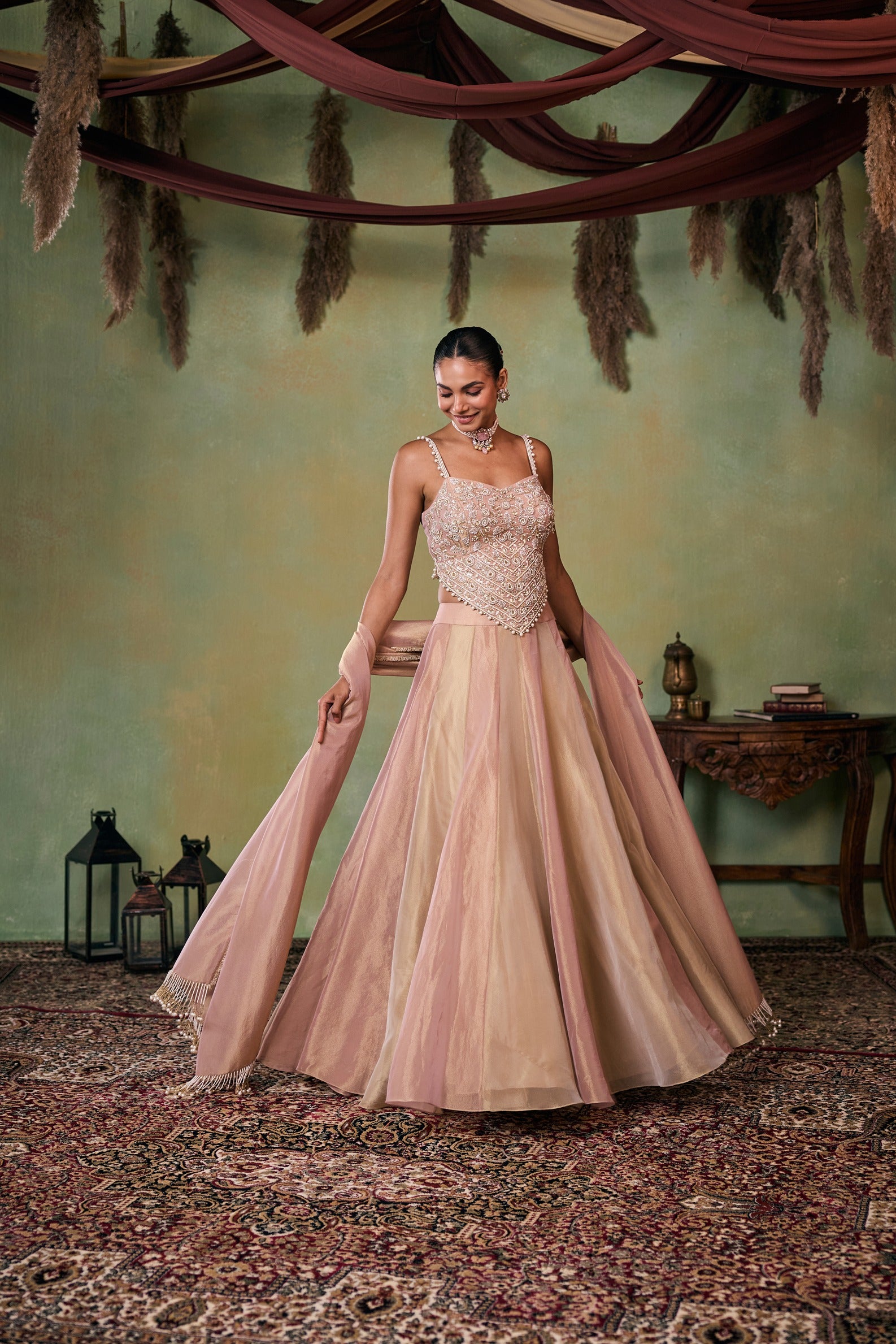 MORGAN LEHENGA SET