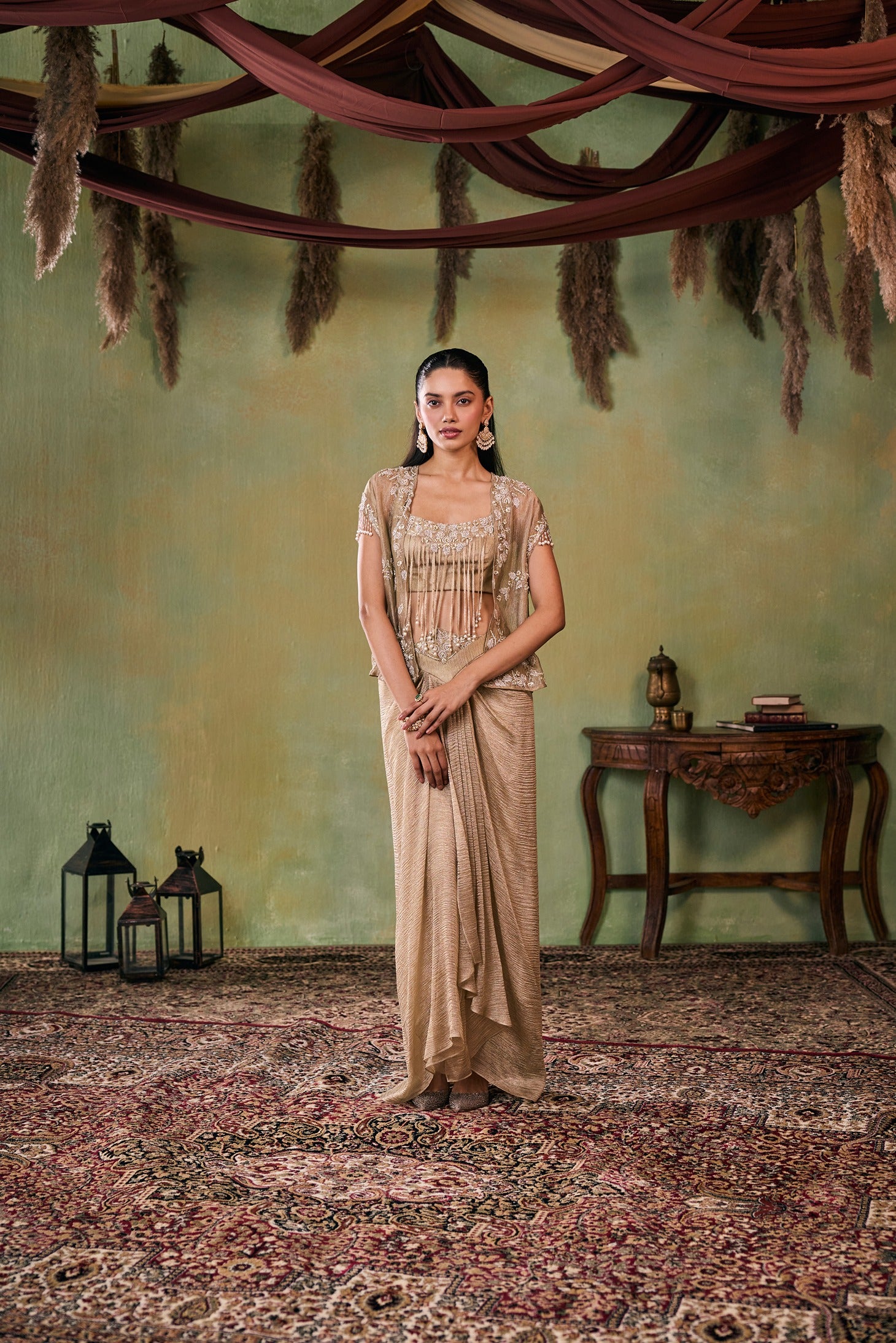 ELARA CHOLI & JACKET & SKIRT