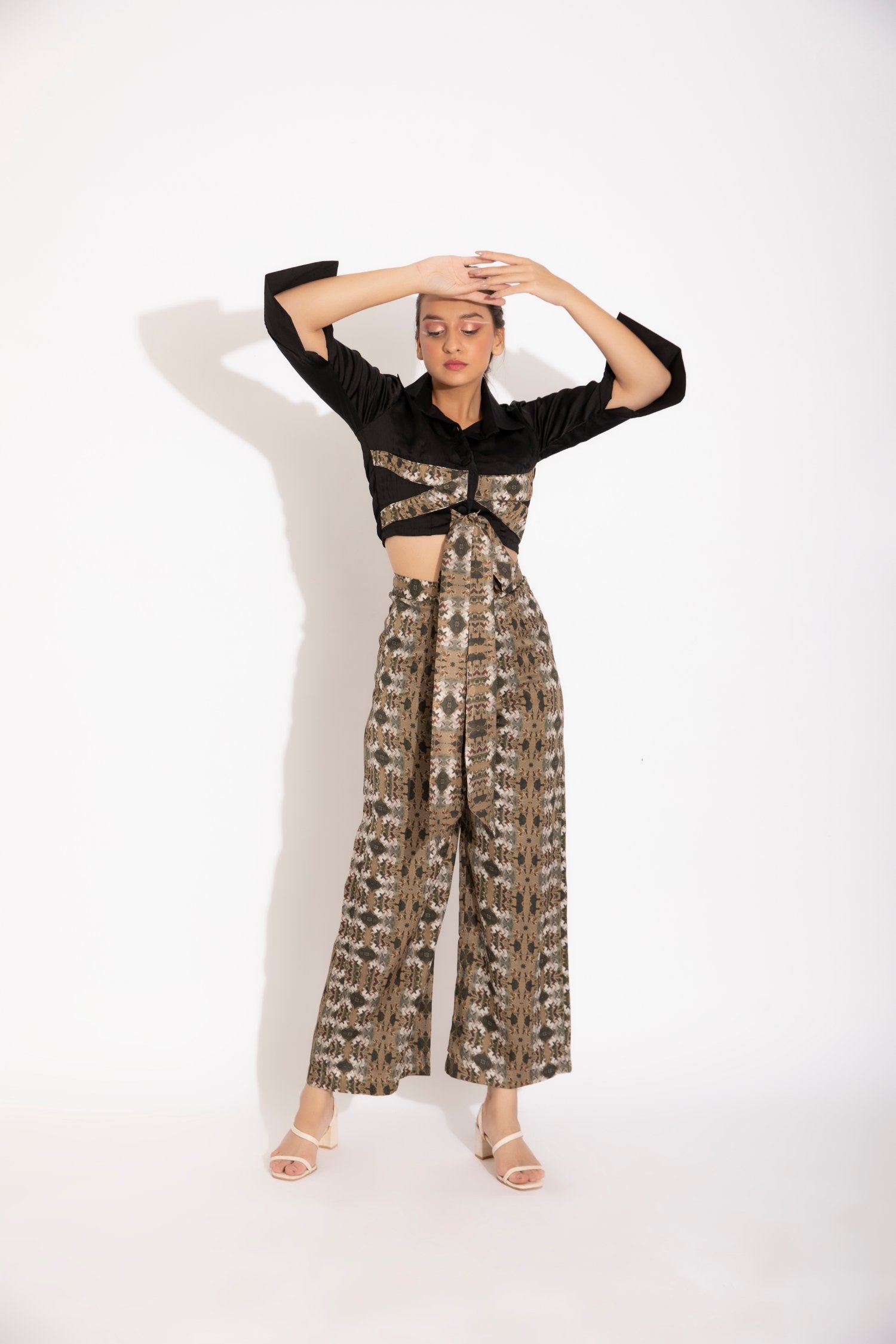 Knot Shirt And Printed Pants