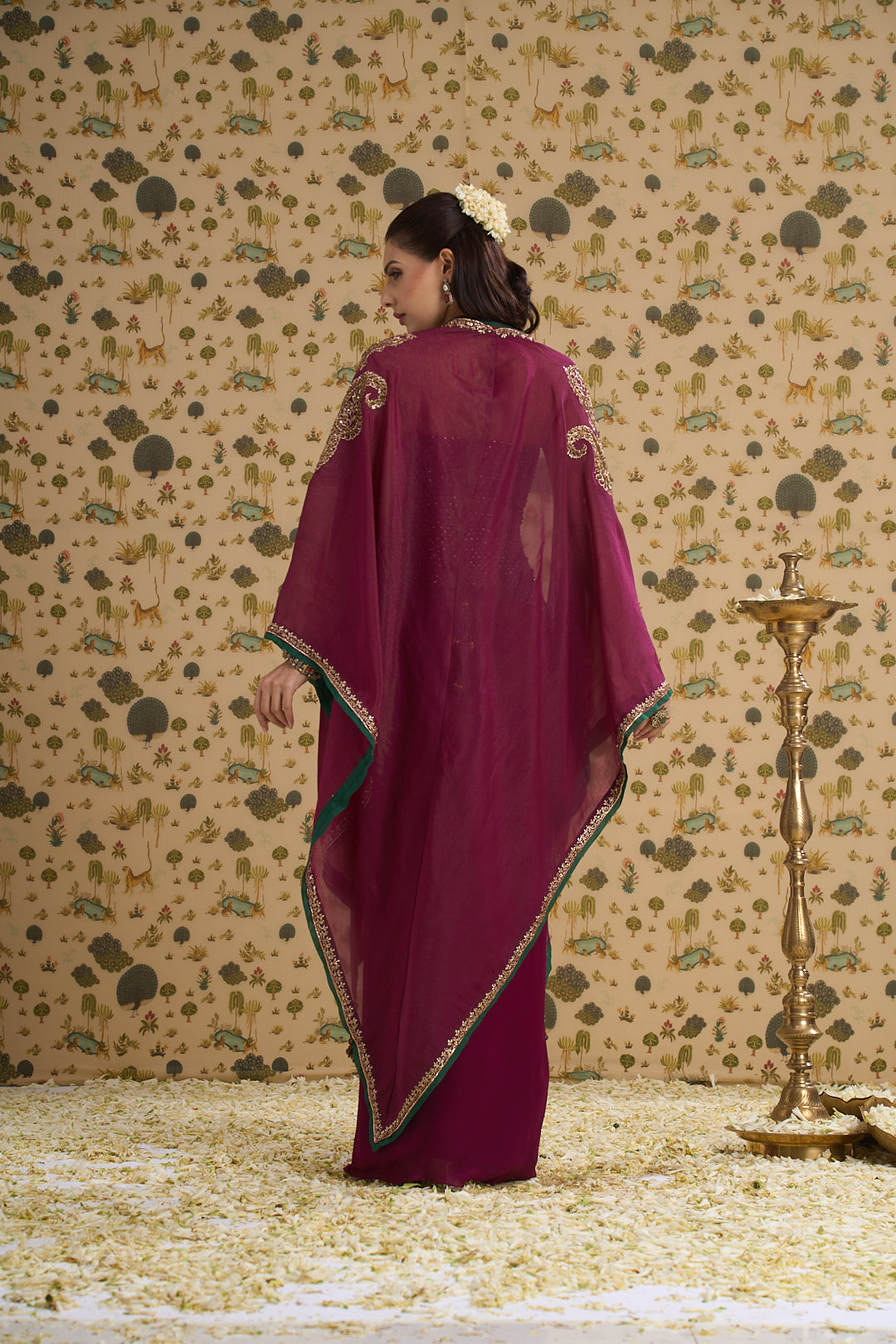 MANJARI CAPE SET