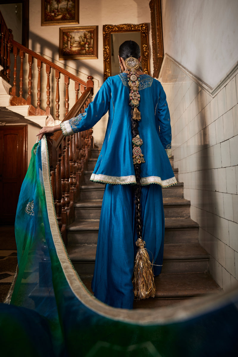 Aiza Short Kali Kurta Set – Firoza
