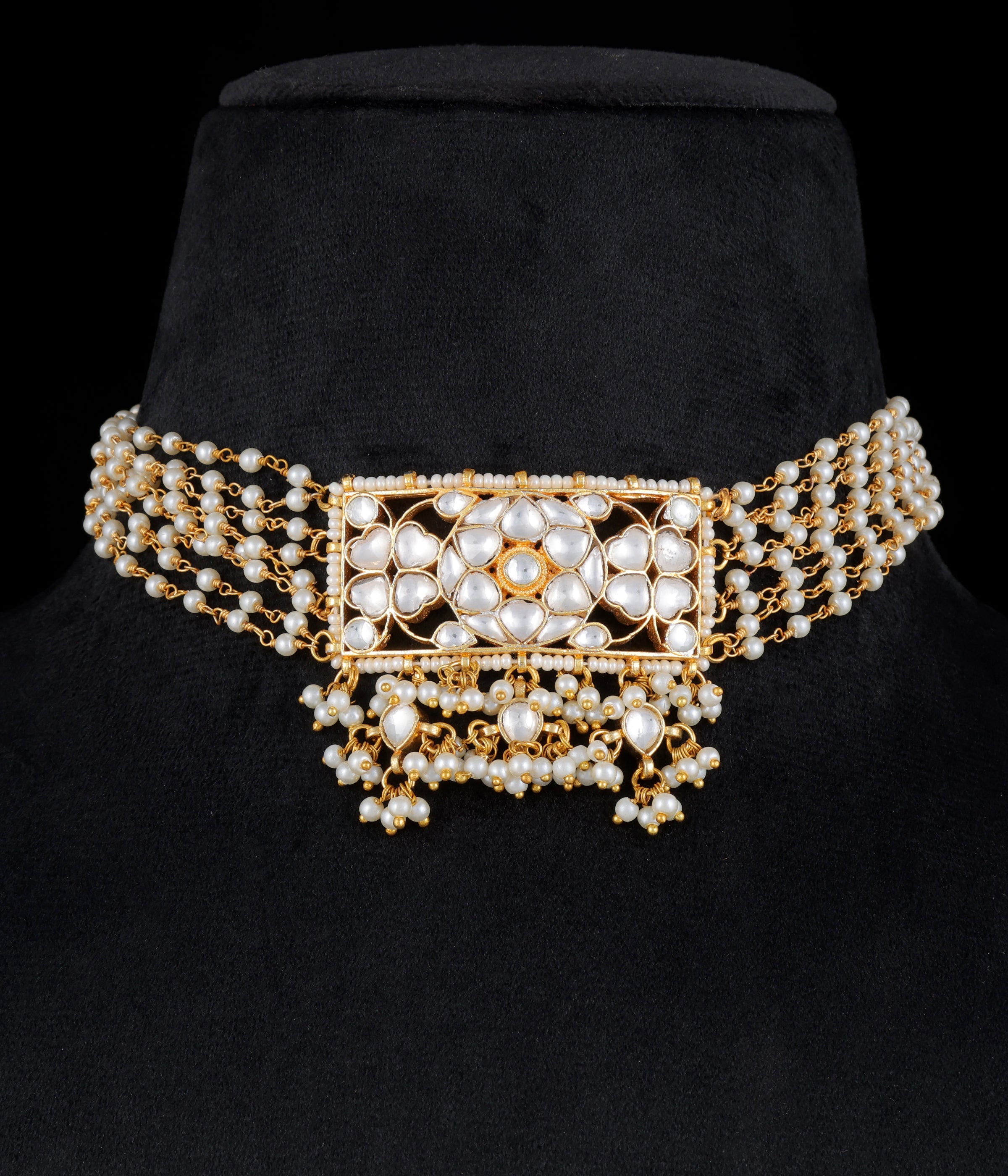 Gold finish Kundan Necklace set