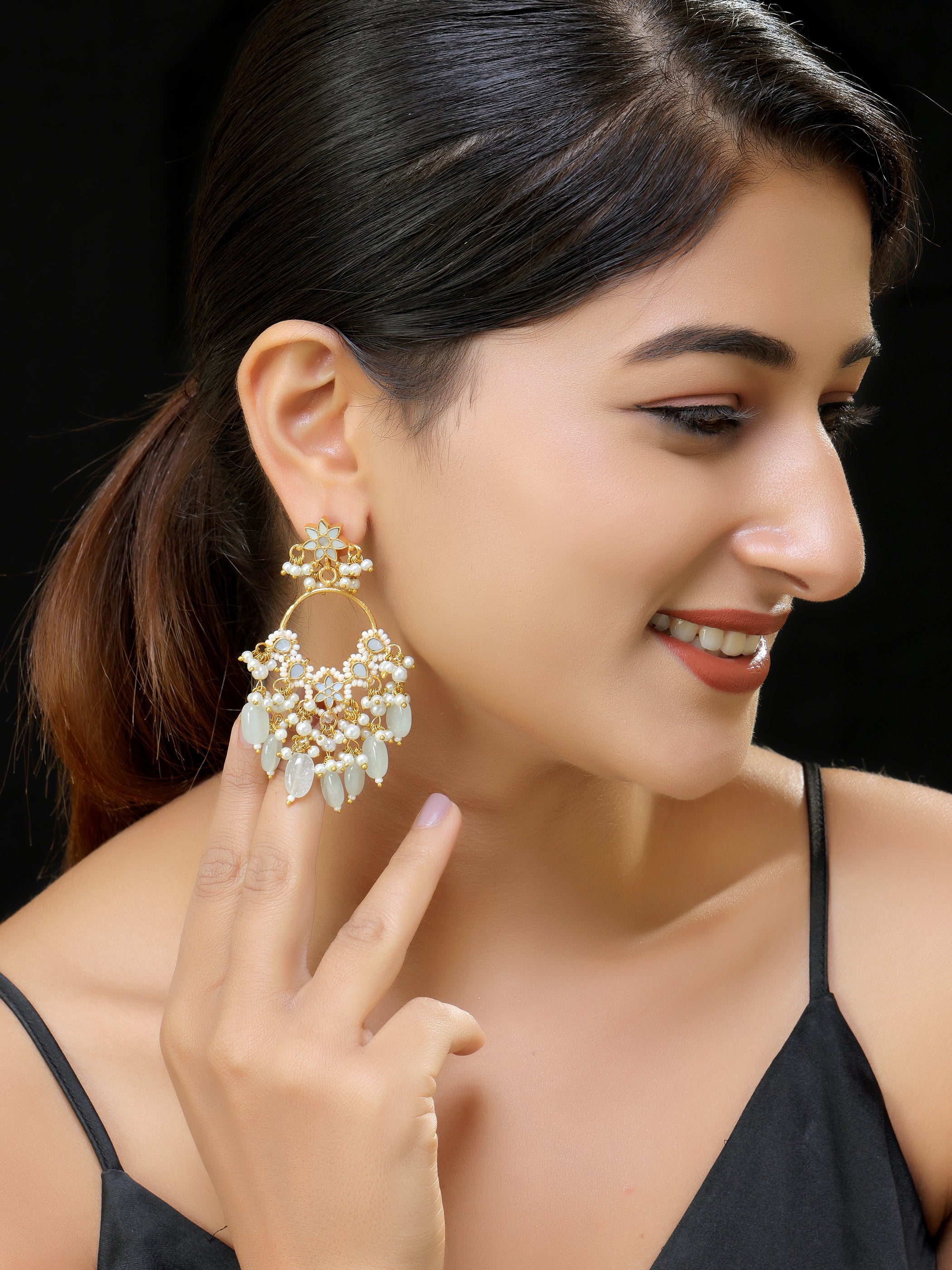 Gold finish Kundan Mother of pearls Chaandbali
