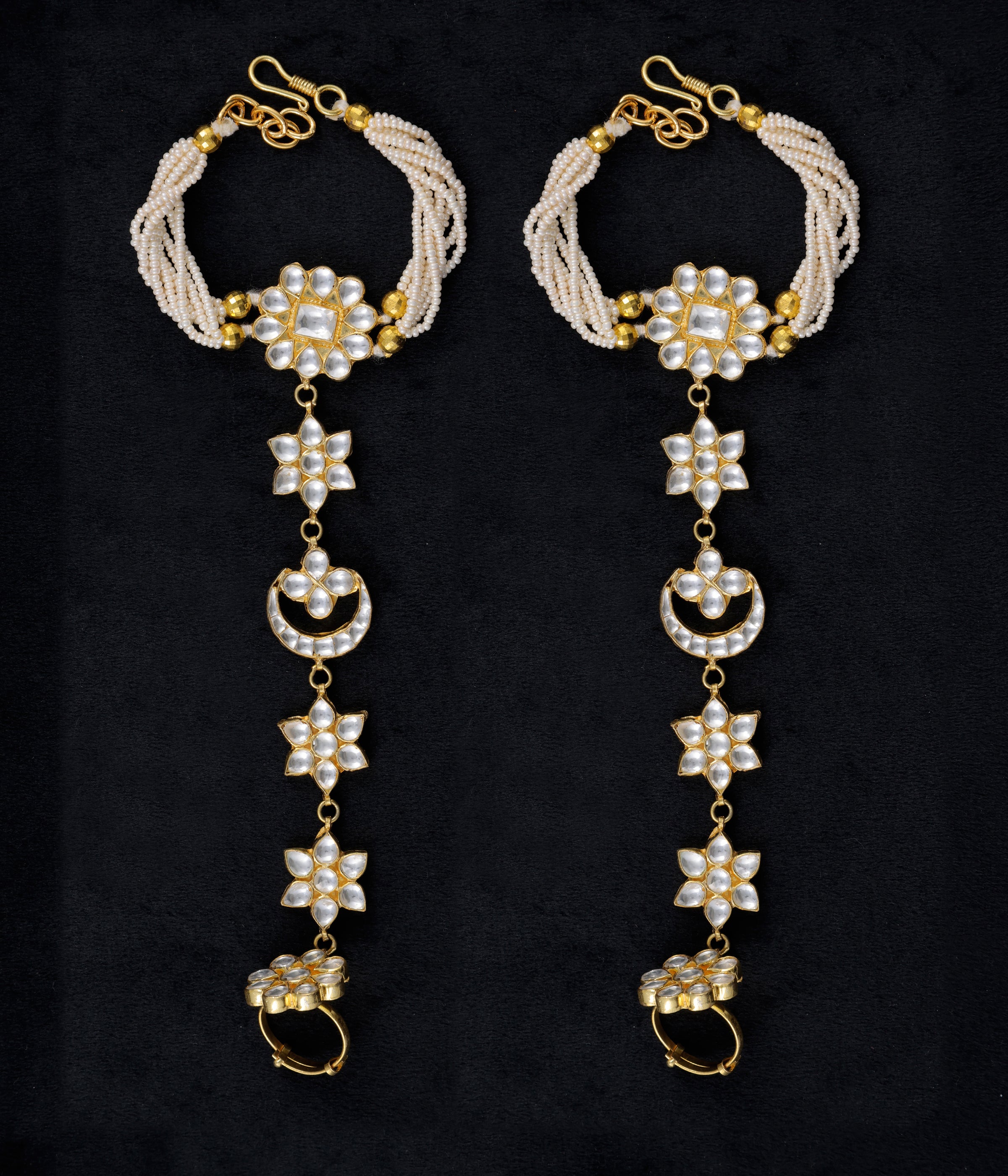 Gold finish Kundan Hathphool