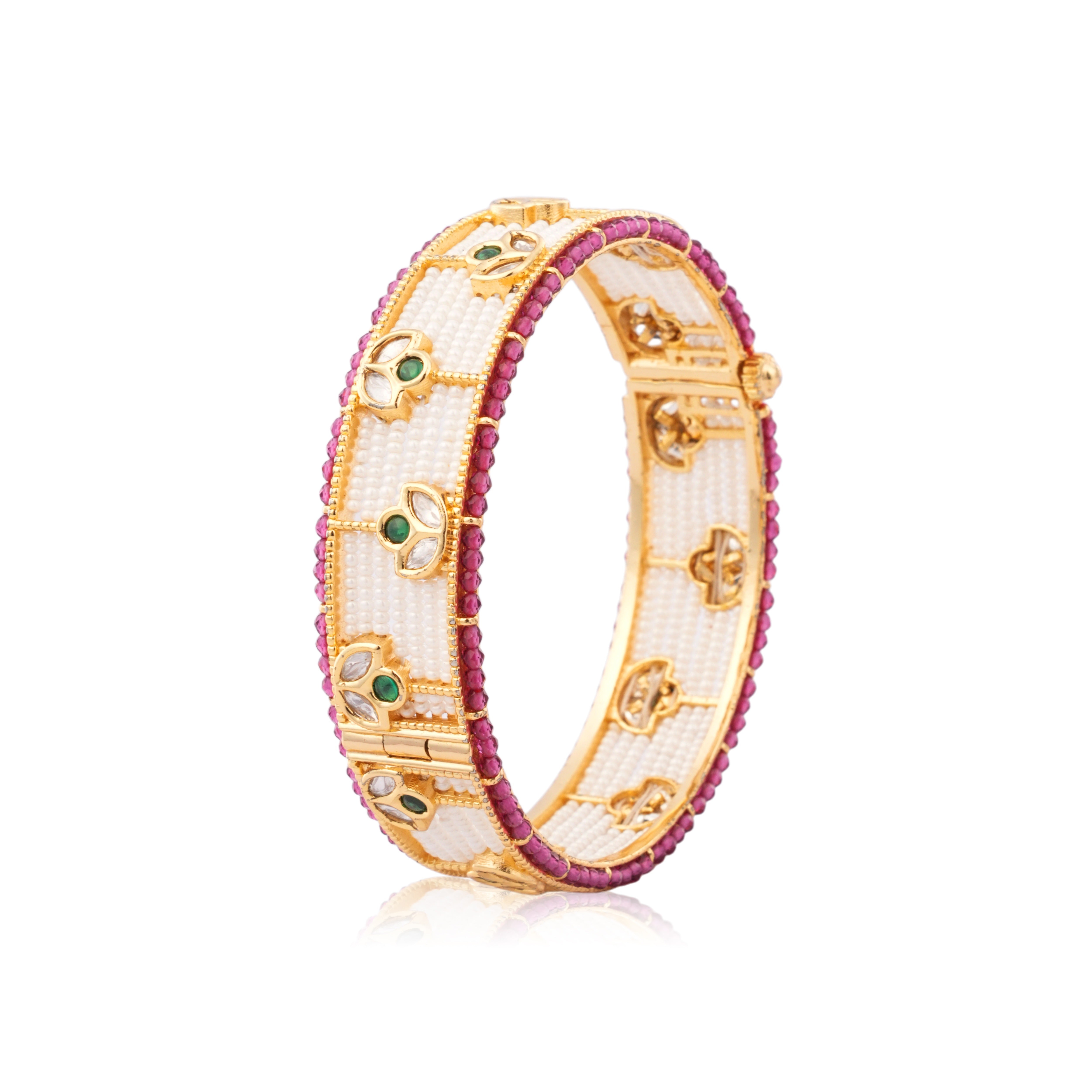 RATNASHREE BANGLES
