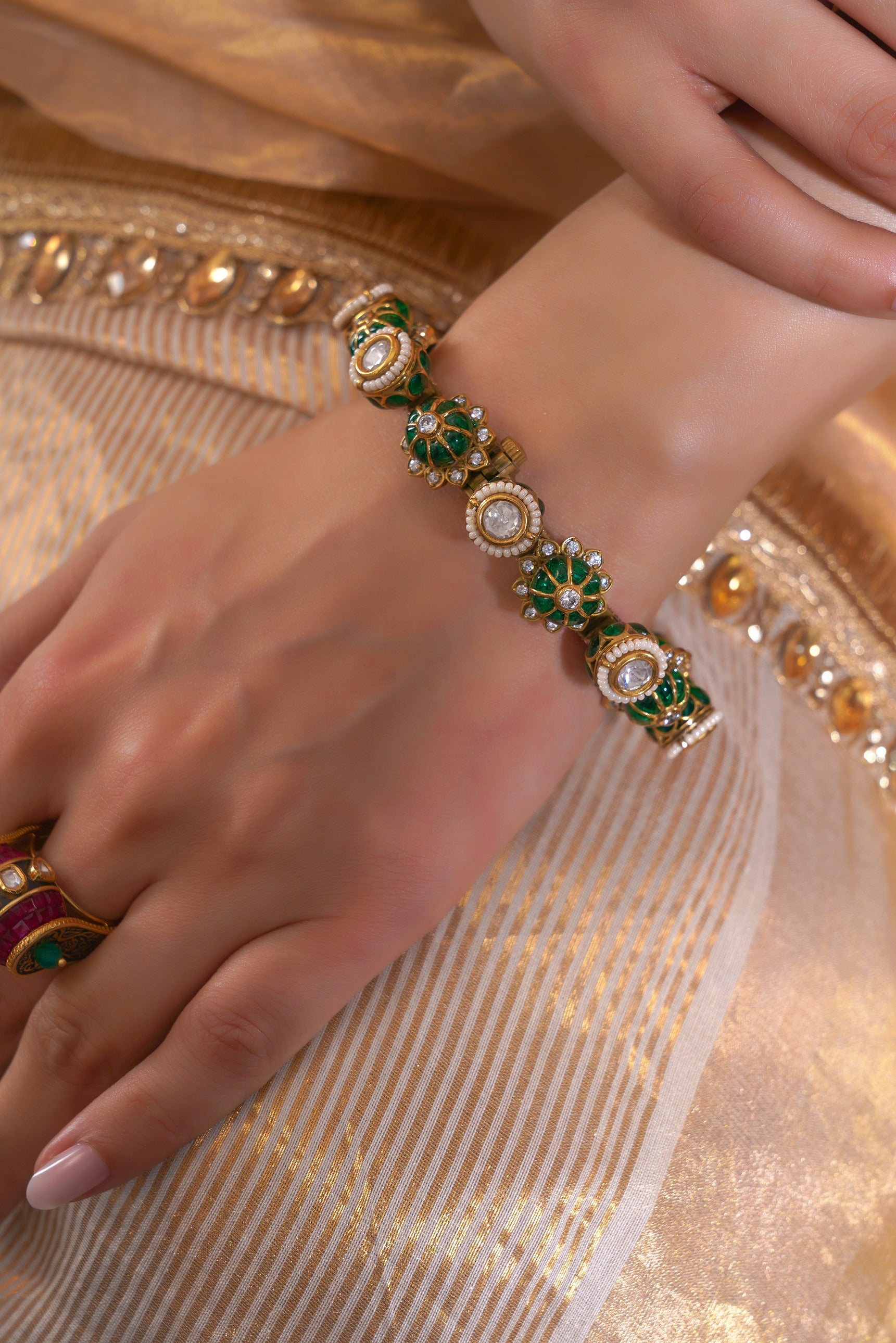 GULNAR KADA
