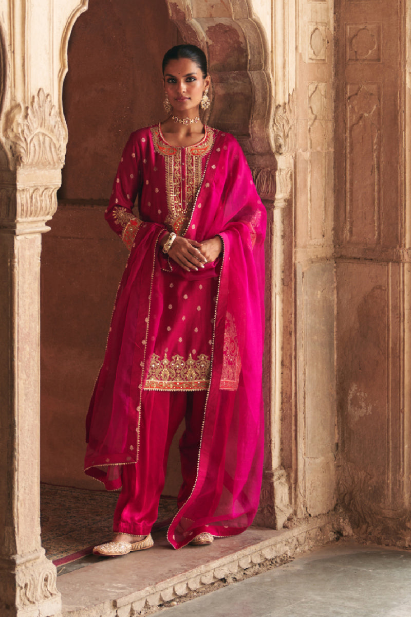 ANILA - HOTPINK SHORT KURTA WITH SALWAR WITH DUPATTA