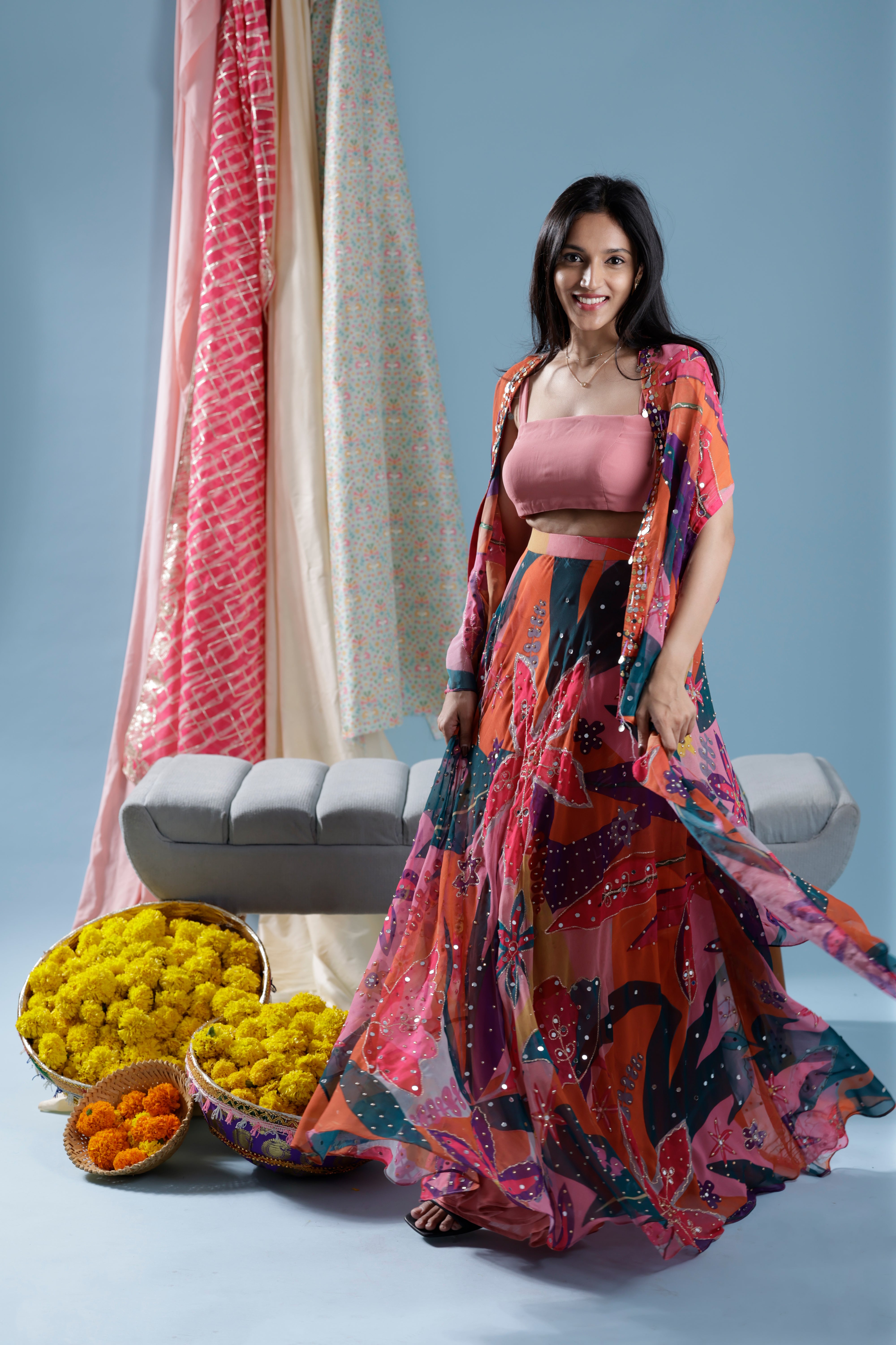 Dilruba Cape Set