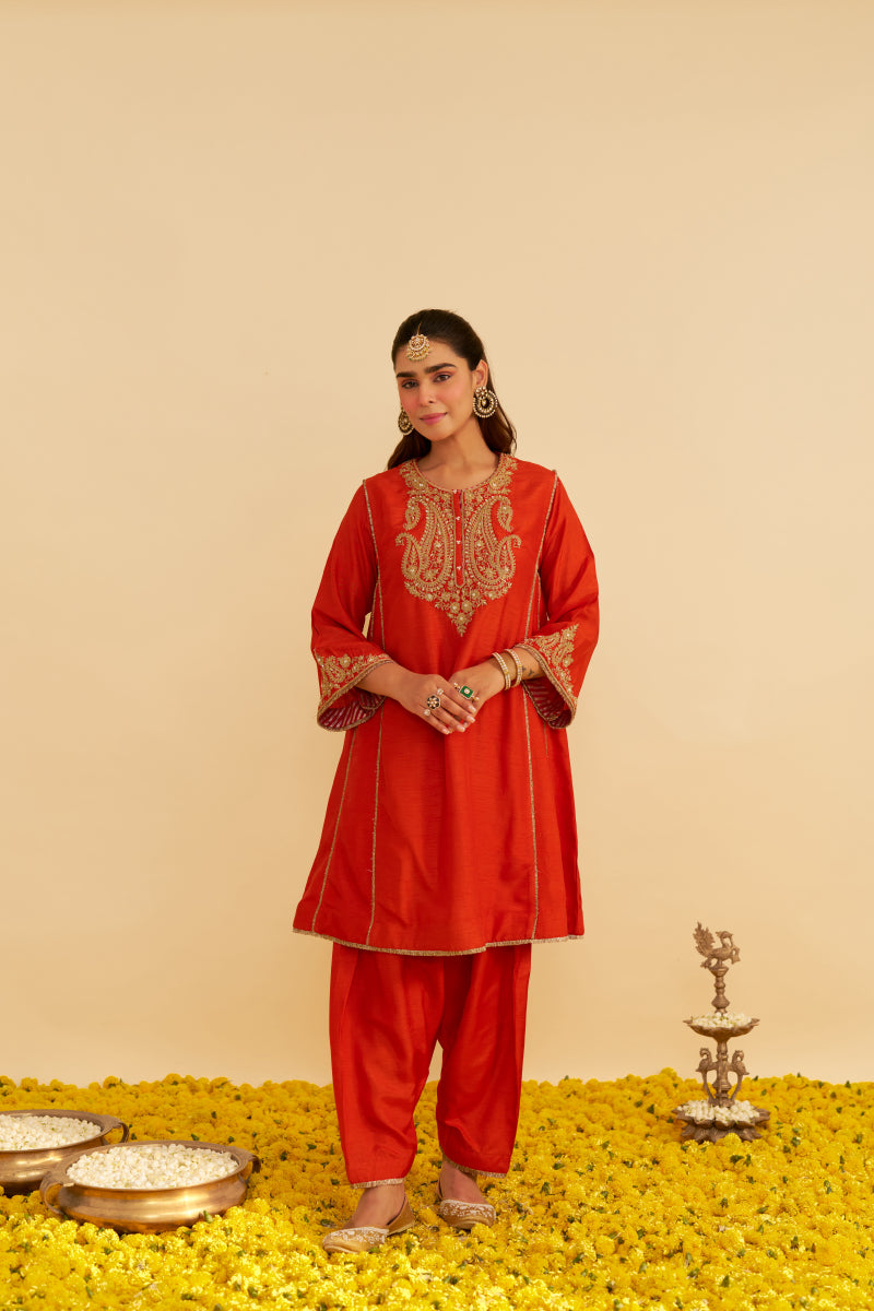Ayra-Short Chauga With Salwar