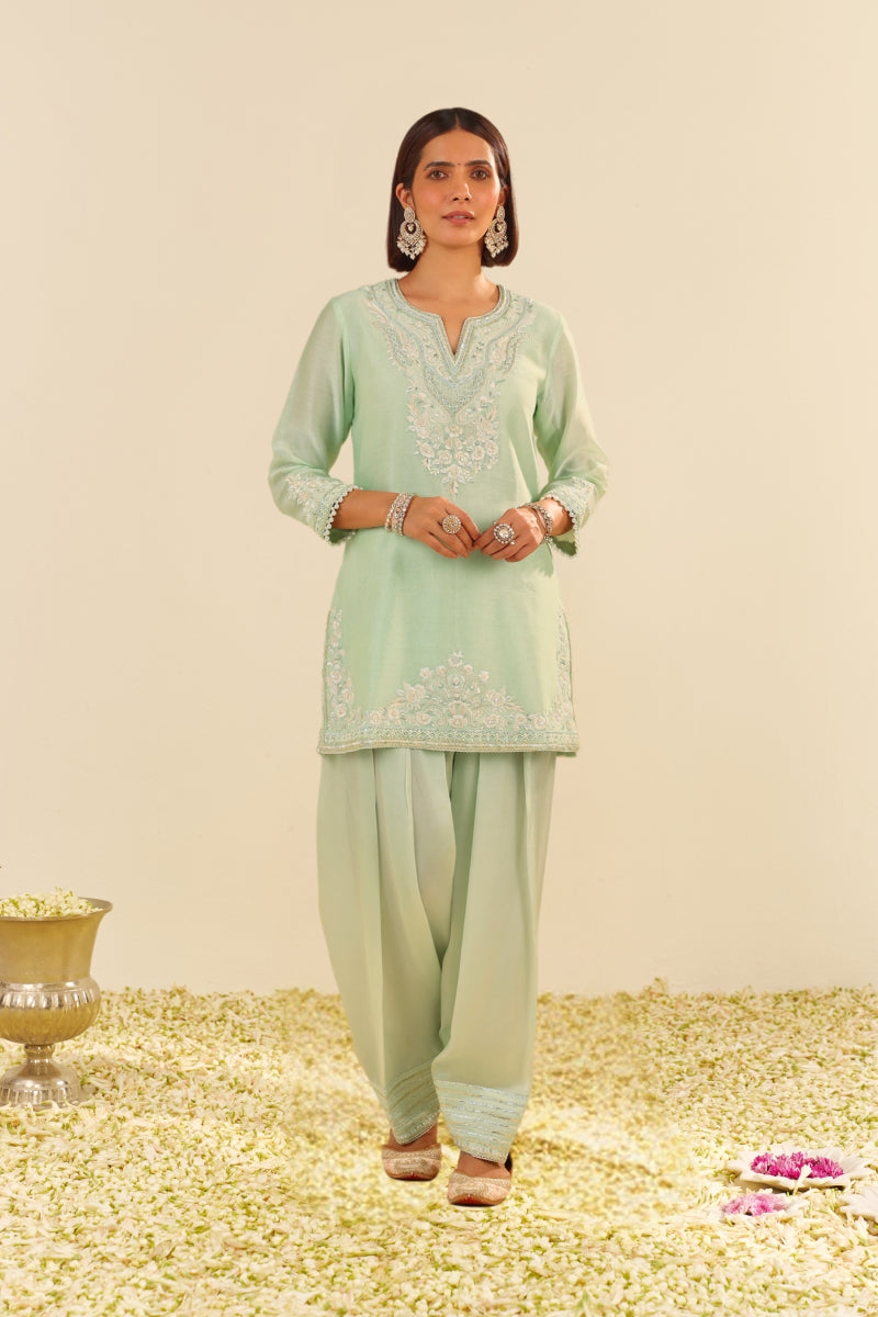 Haniya - Short Kurta With Salwar