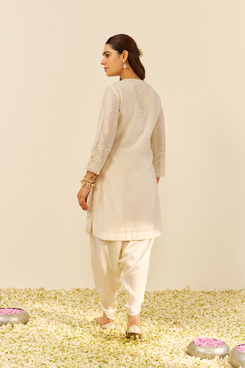 Zaisha - Short Kurta With Dhoti