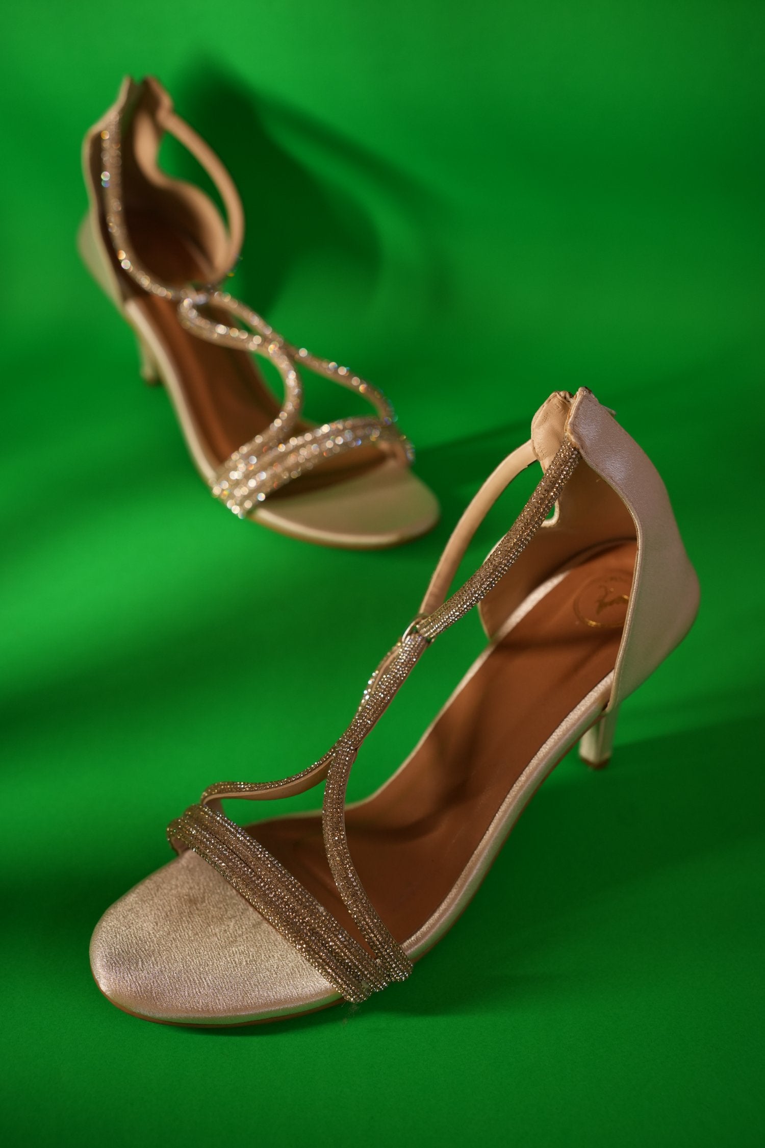 Women's Open Toe White Elle Crisscross String Heel Sandals