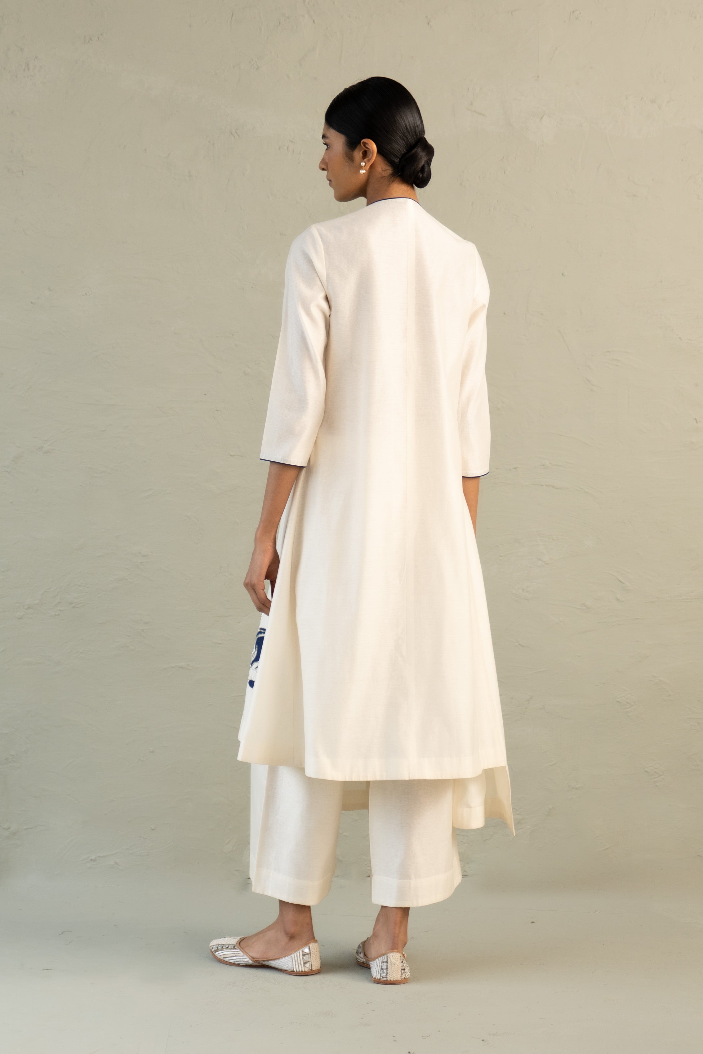 Blue Edit Ivory Hi-Lo Set