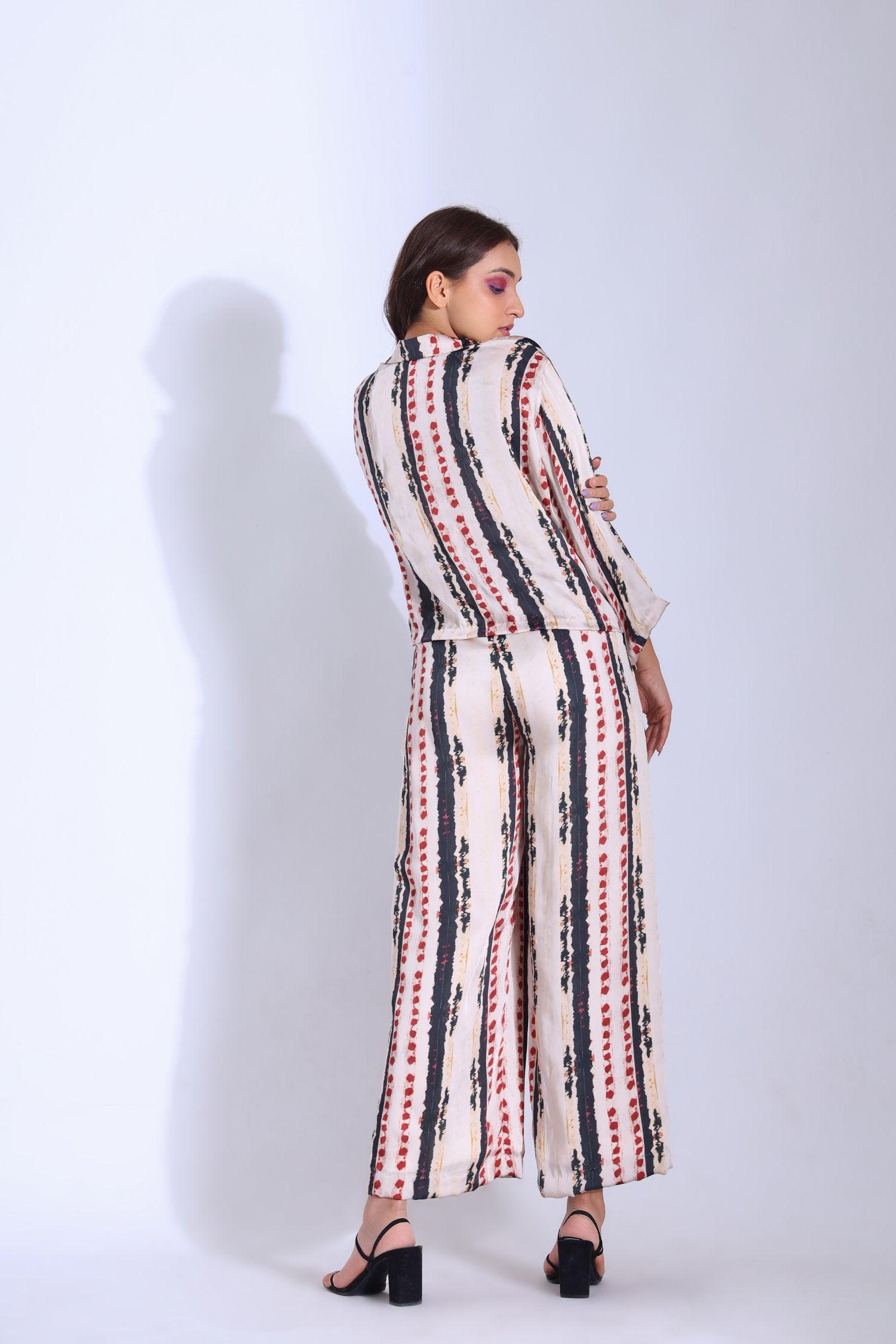 Lapelled Shirt And Pants
