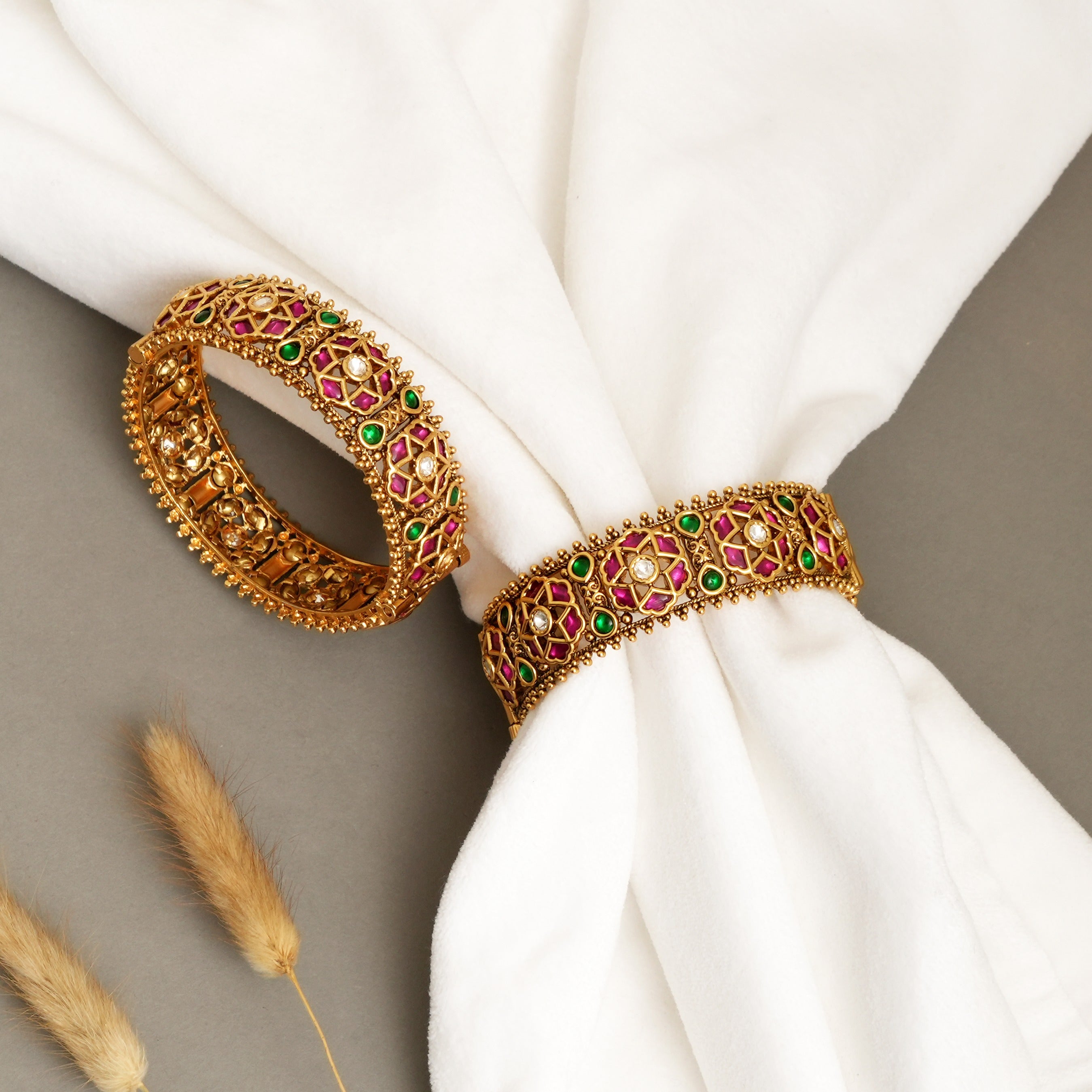 Riva Bangles Set