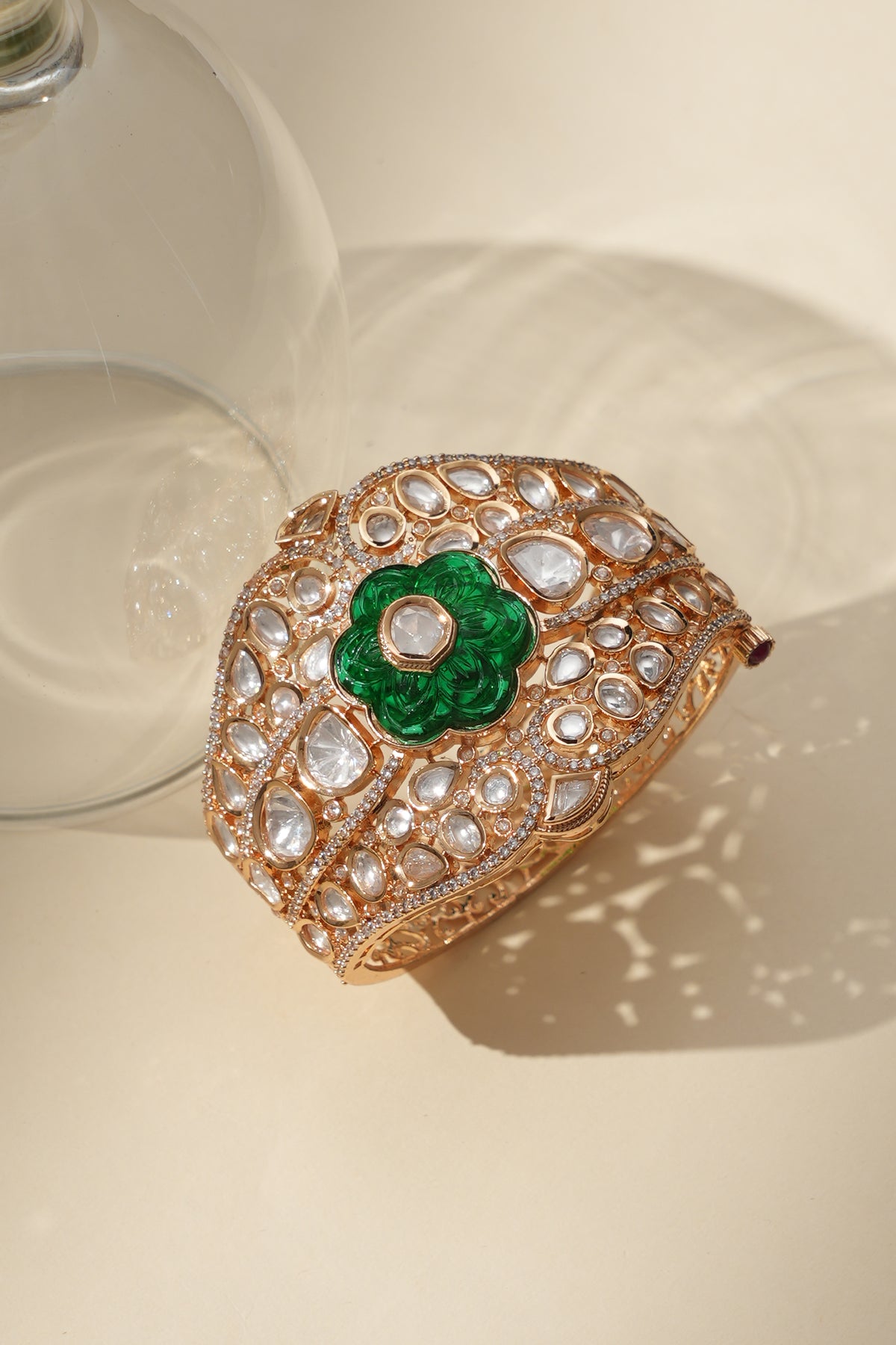 Royal Emerald Jadau Kundan Bracelet