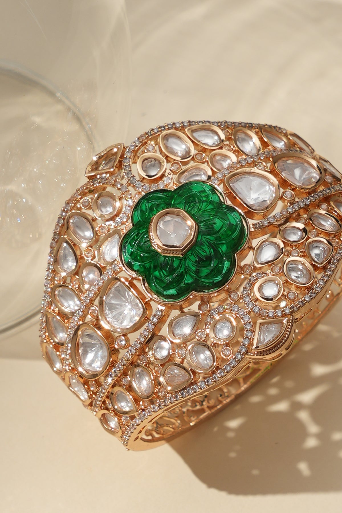Royal Emerald Jadau Kundan Bracelet