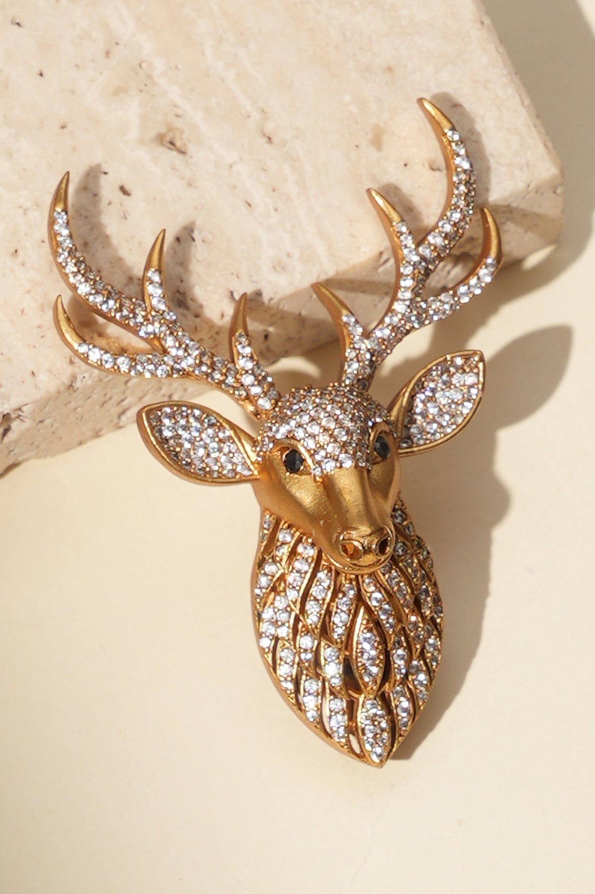 Rajhiran Royal Kundan Brooch