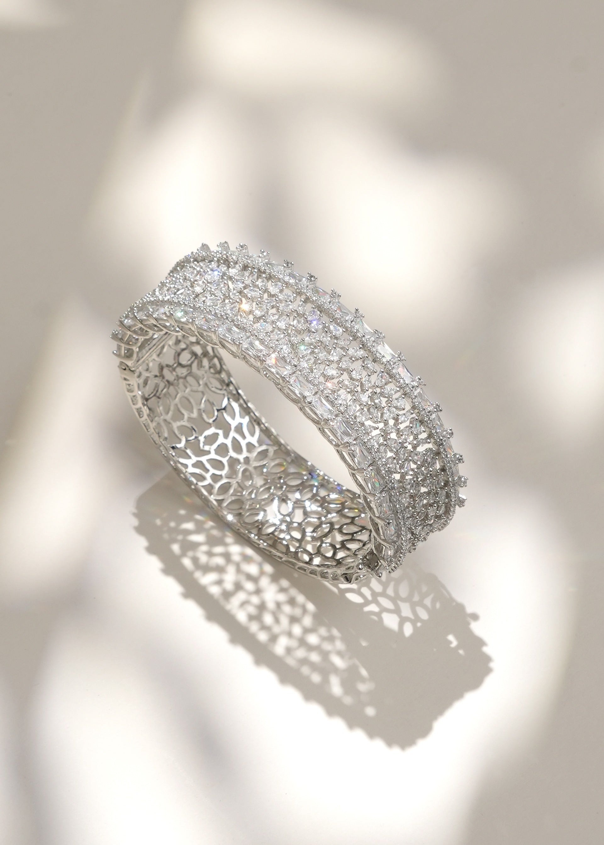 Anaya Halo Diamond Style Openable Bracelet