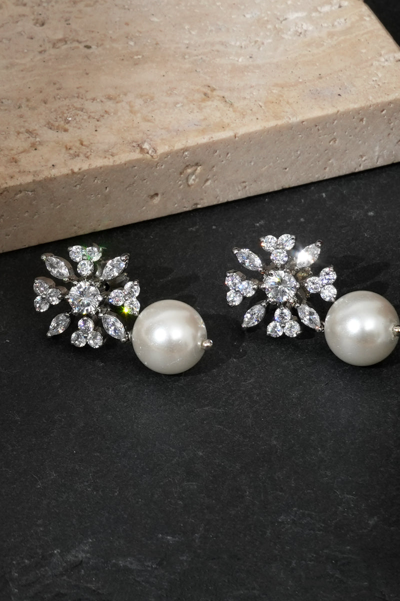 Azna Drop earrings