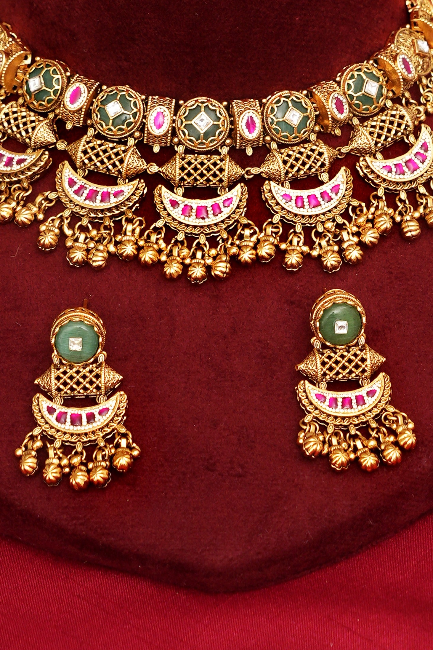 Traditional Indian Royal Necklace Set