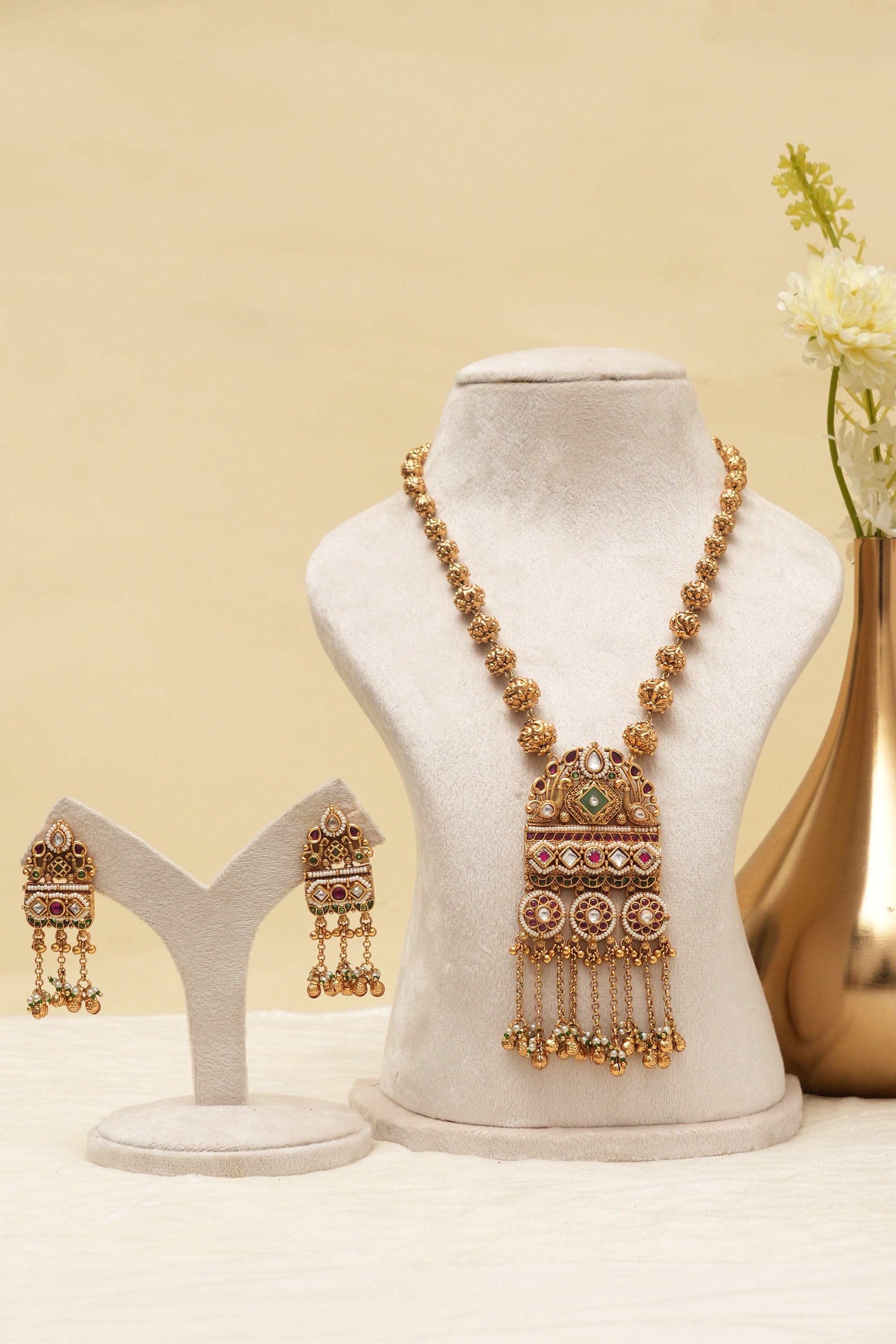 Premium Traditional Kundan Long Haar Set