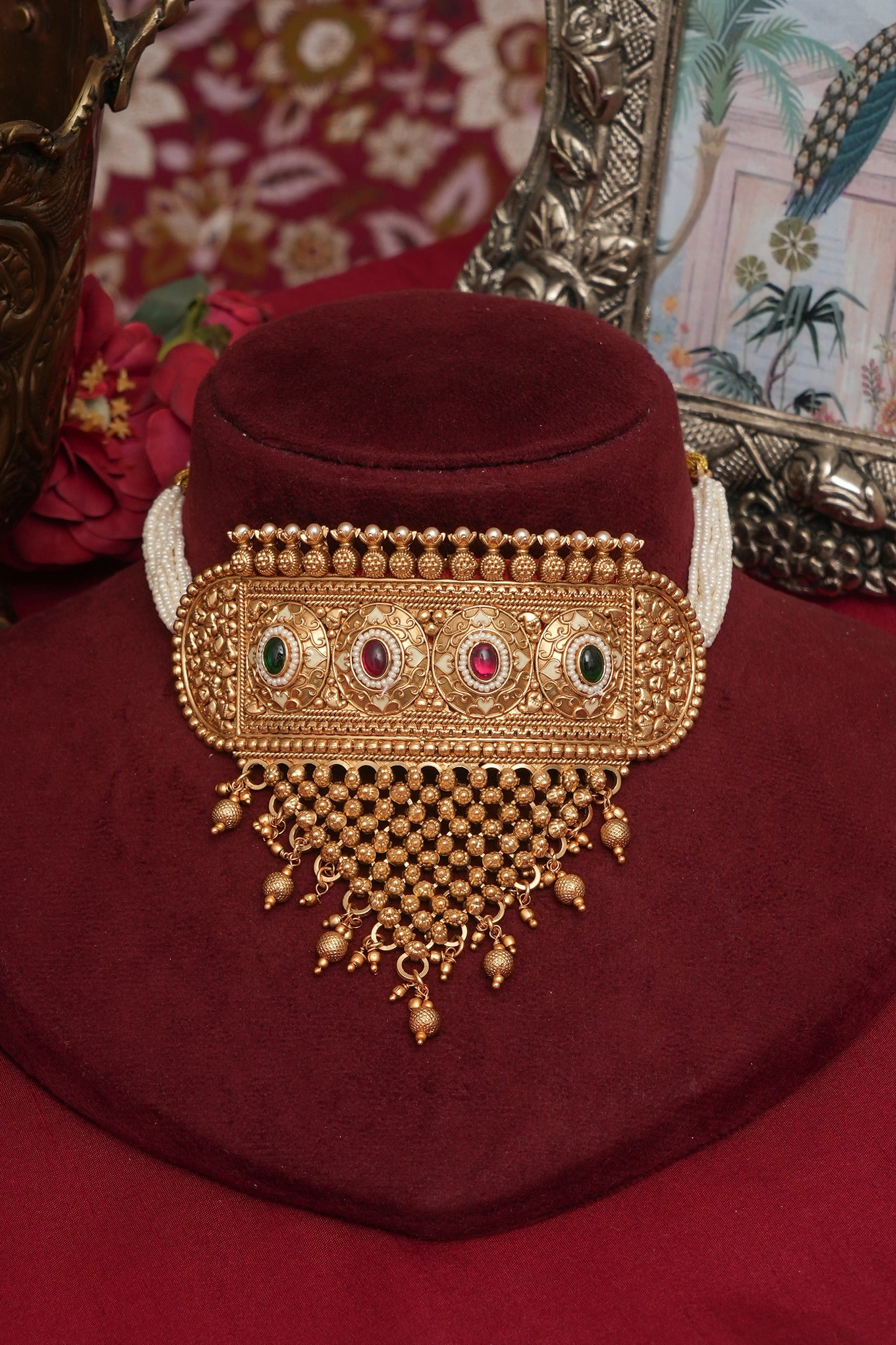 Royal Gold Look Kundan Choker