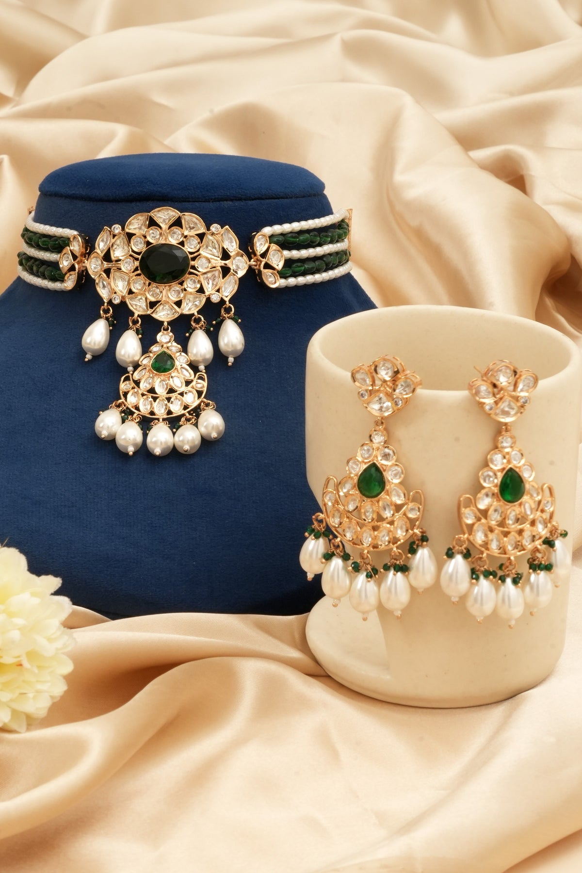 Emerald Designer Moissanite Kundan Necklace Set